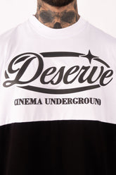 Camiseta OVER DESERVE