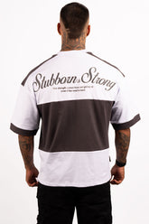 Camiseta OVER BOXY STUBBORN & STRONG