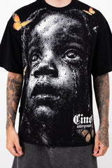 Camiseta over CHILD HOOD