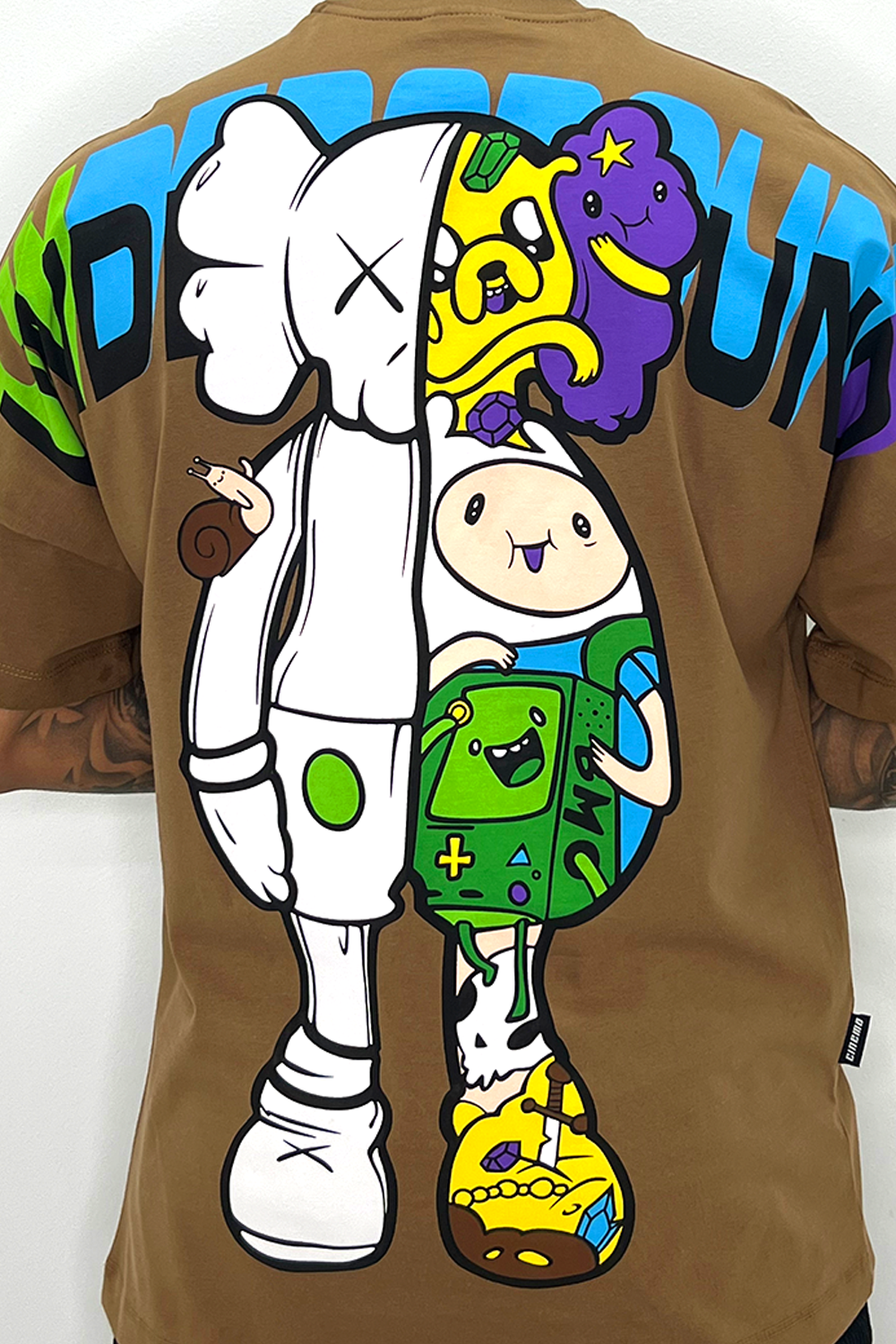 Camiseta KAWS KAWS