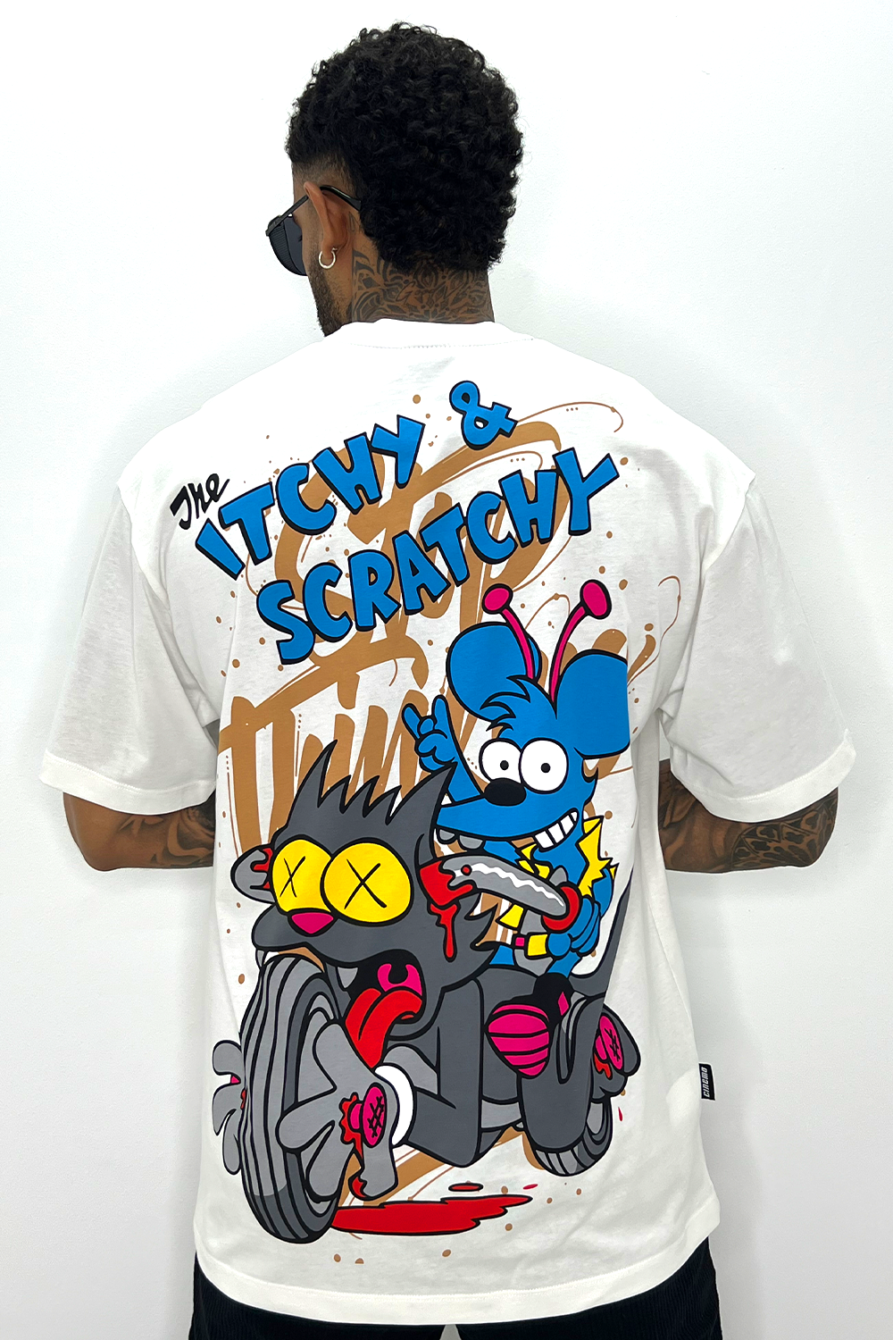 Camiseta ITCHY