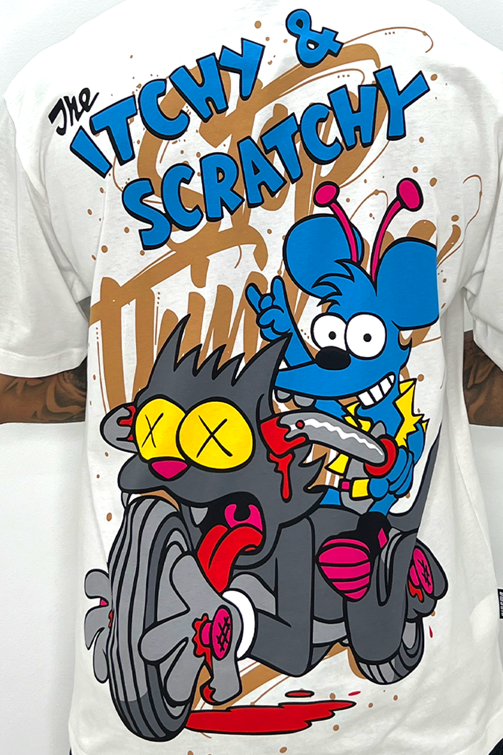 Camiseta ITCHY