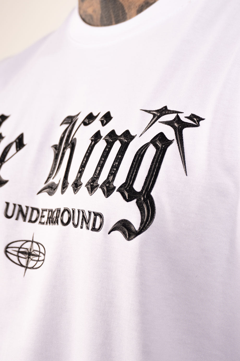 Camiseta OVER TUPAC THE KING