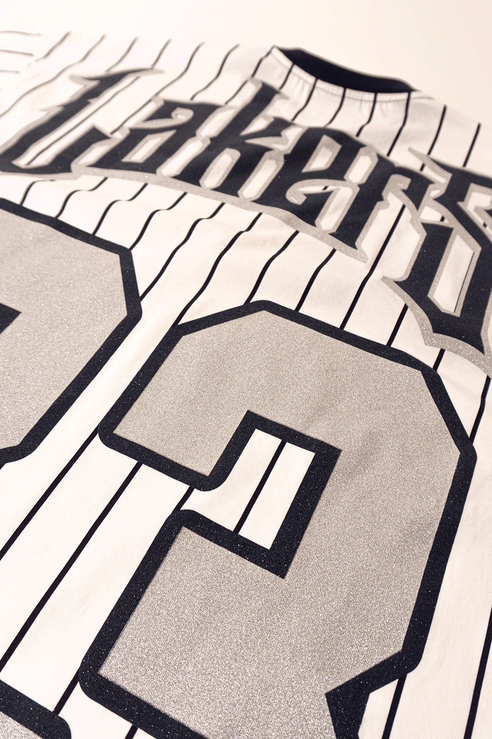 Camiseta OVER LOS LAKERS 23