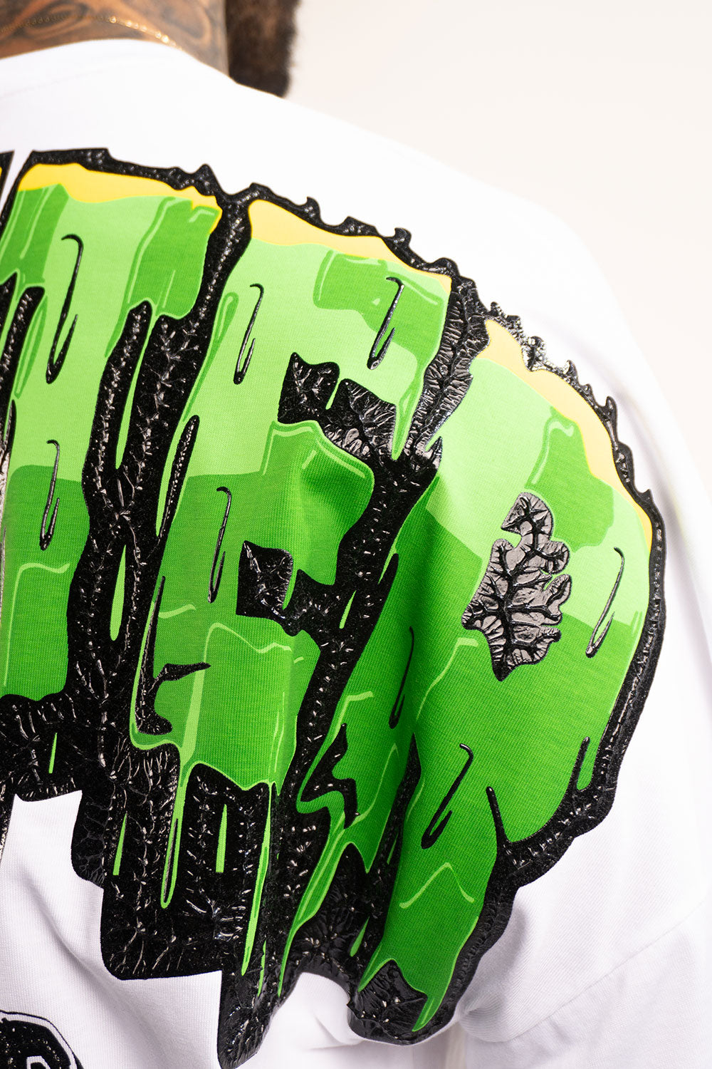 Camiseta OVER MONSTER