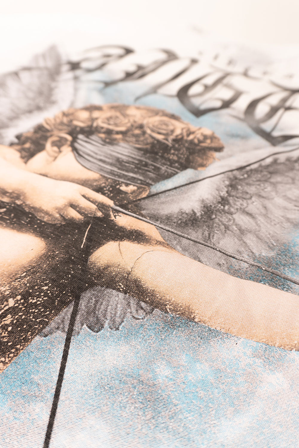Camiseta OVER ANGEL WAR