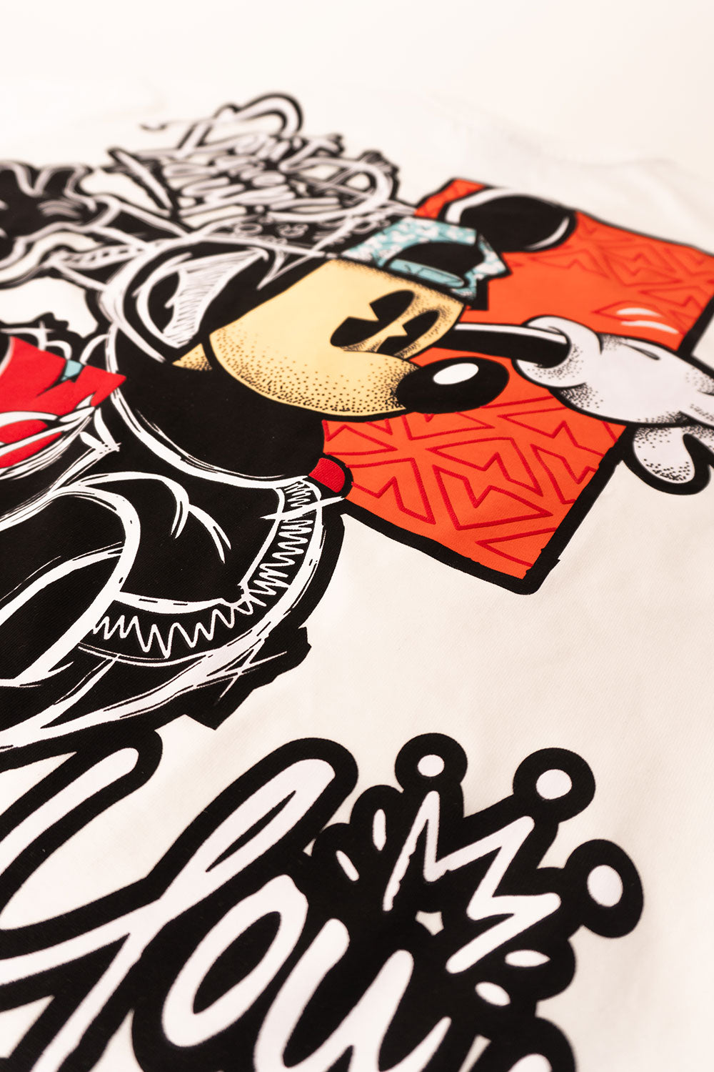 Camiseta OVER SKATE MICKEY