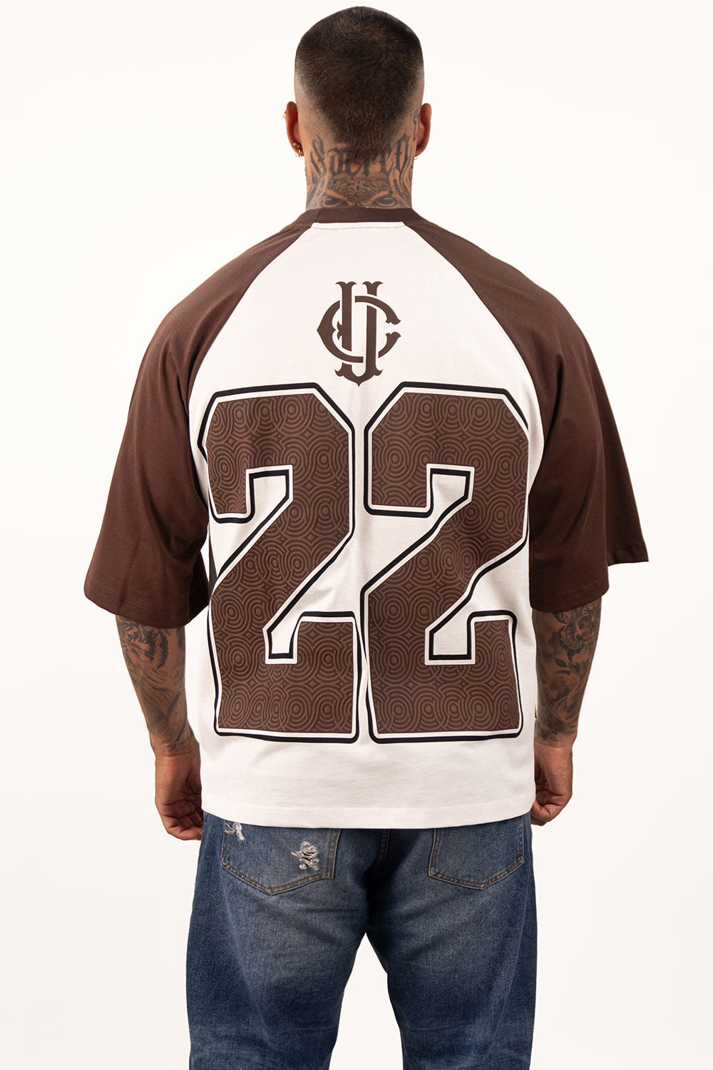 Camiseta OVER WHITE C.U.