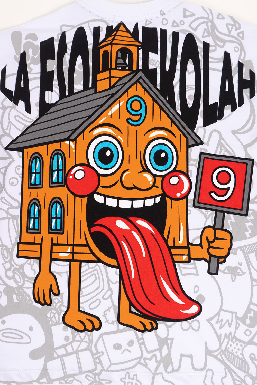 camiseta over LA ESOK SEKOLAH