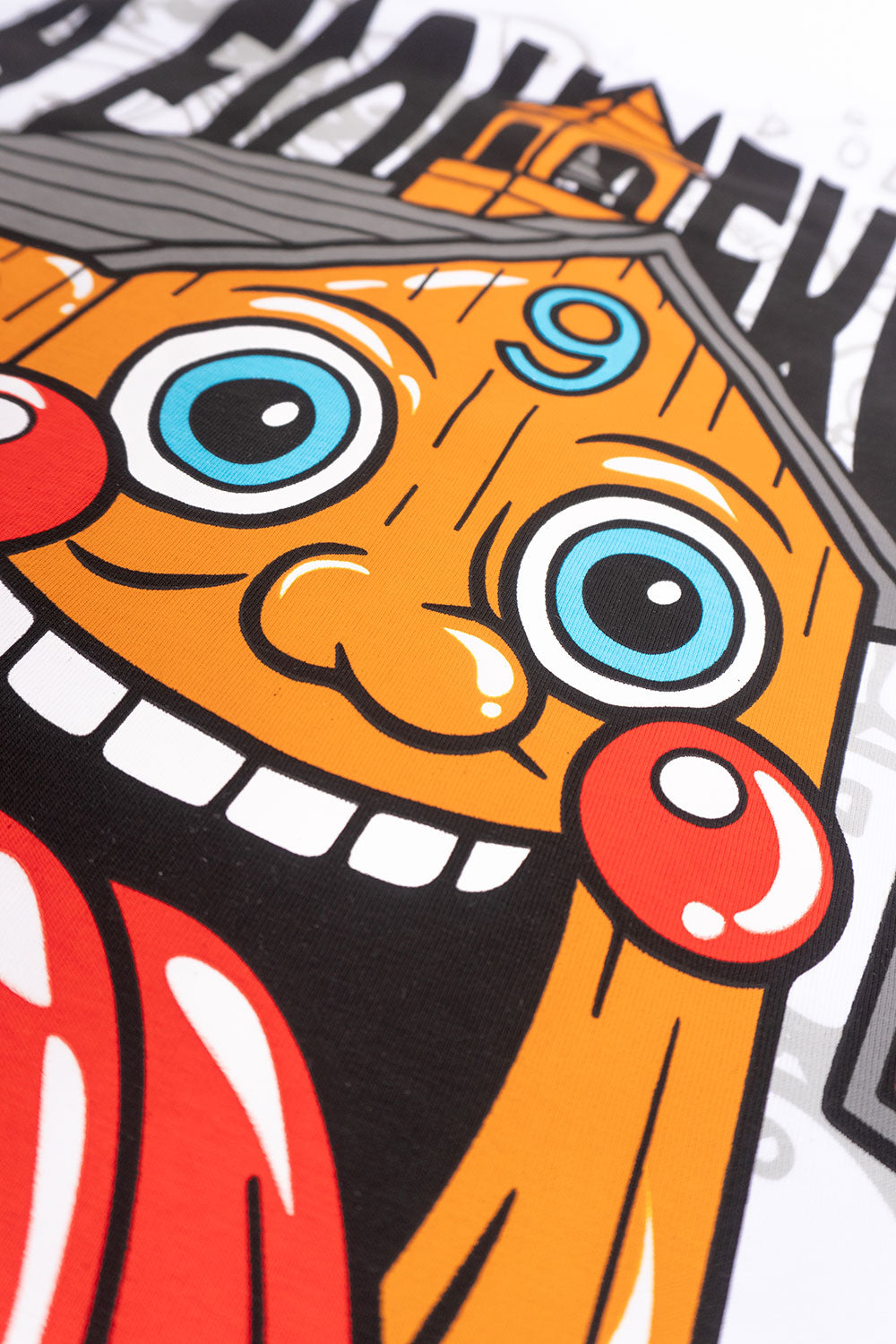 camiseta over LA ESOK SEKOLAH