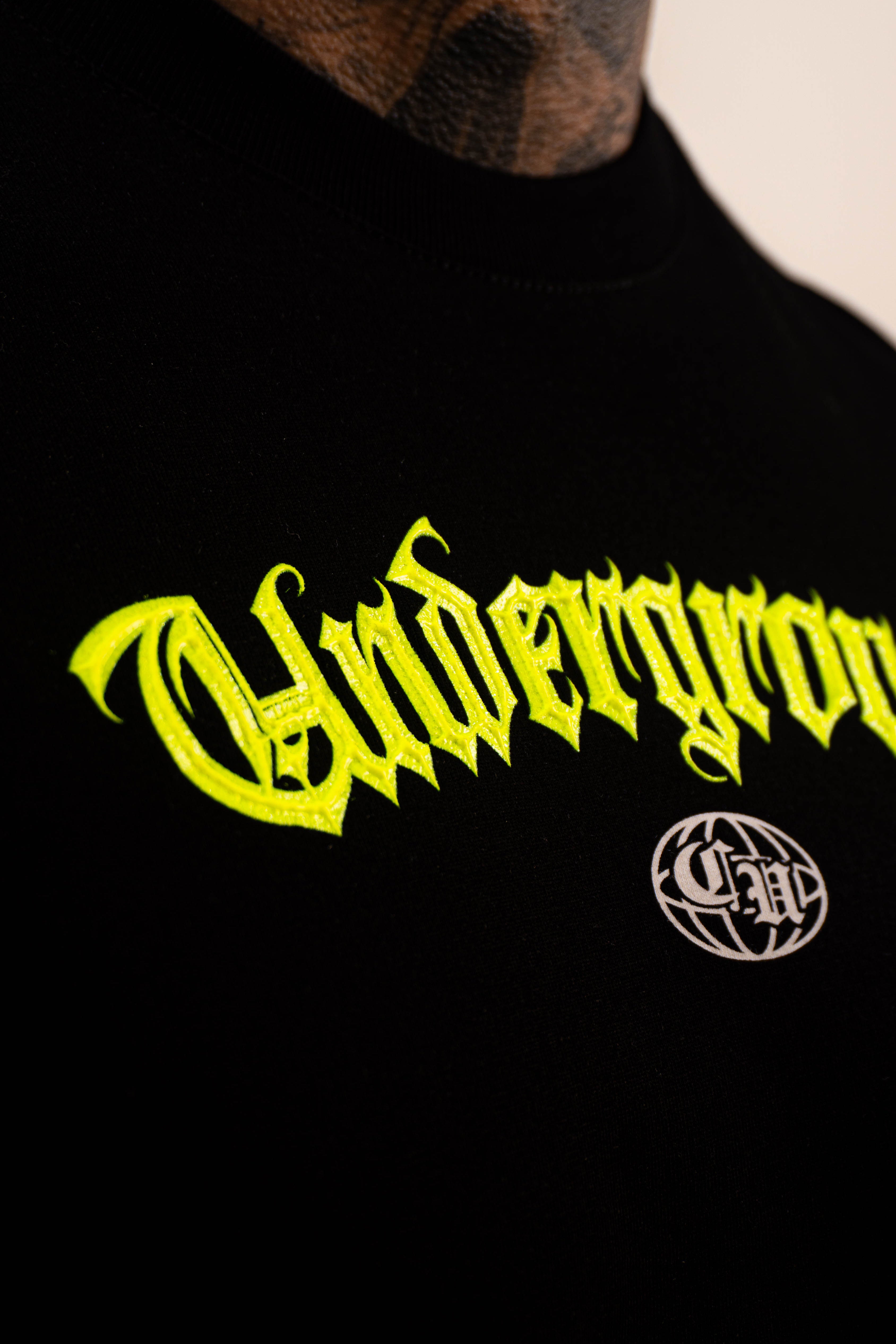 Camiseta OVER MONEY RULES