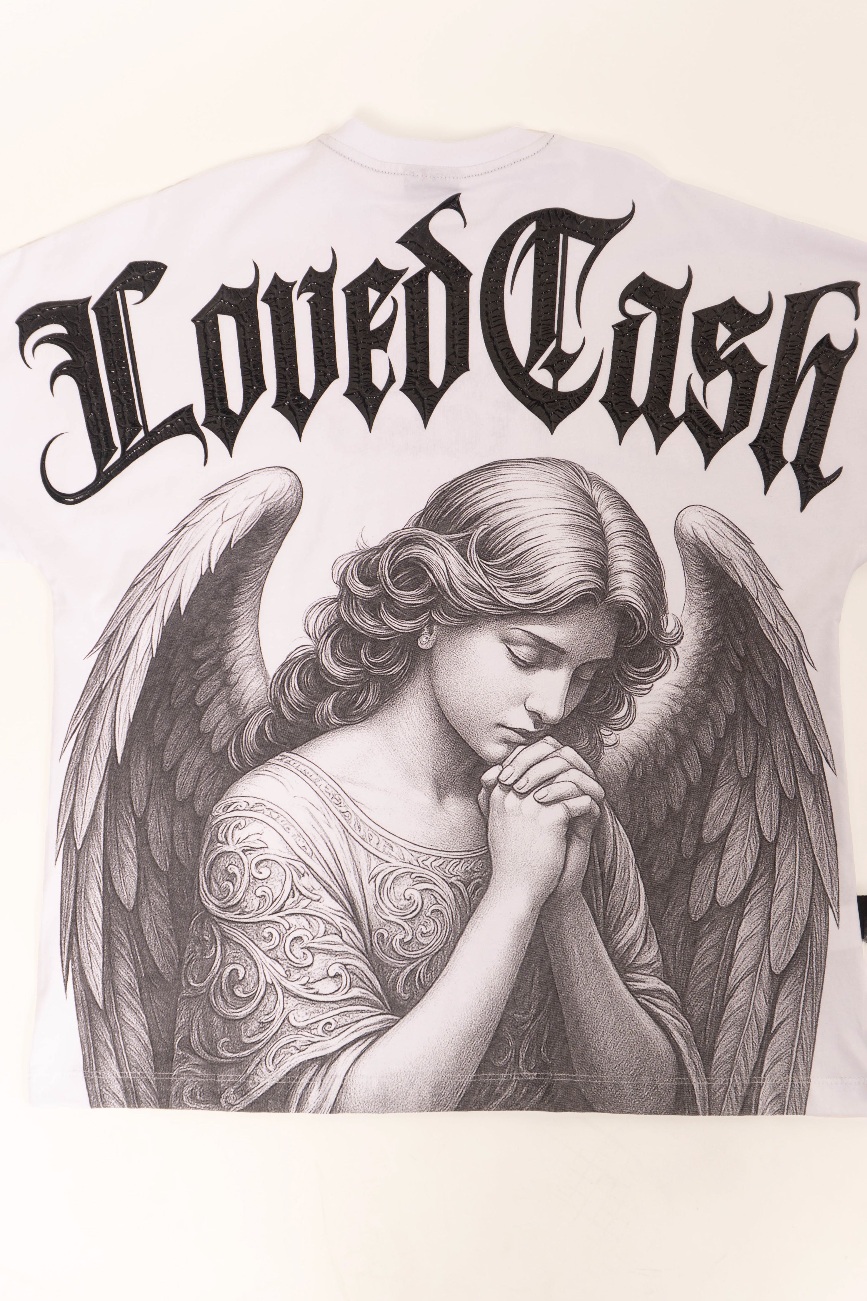 Camiseta over LOVED CASH