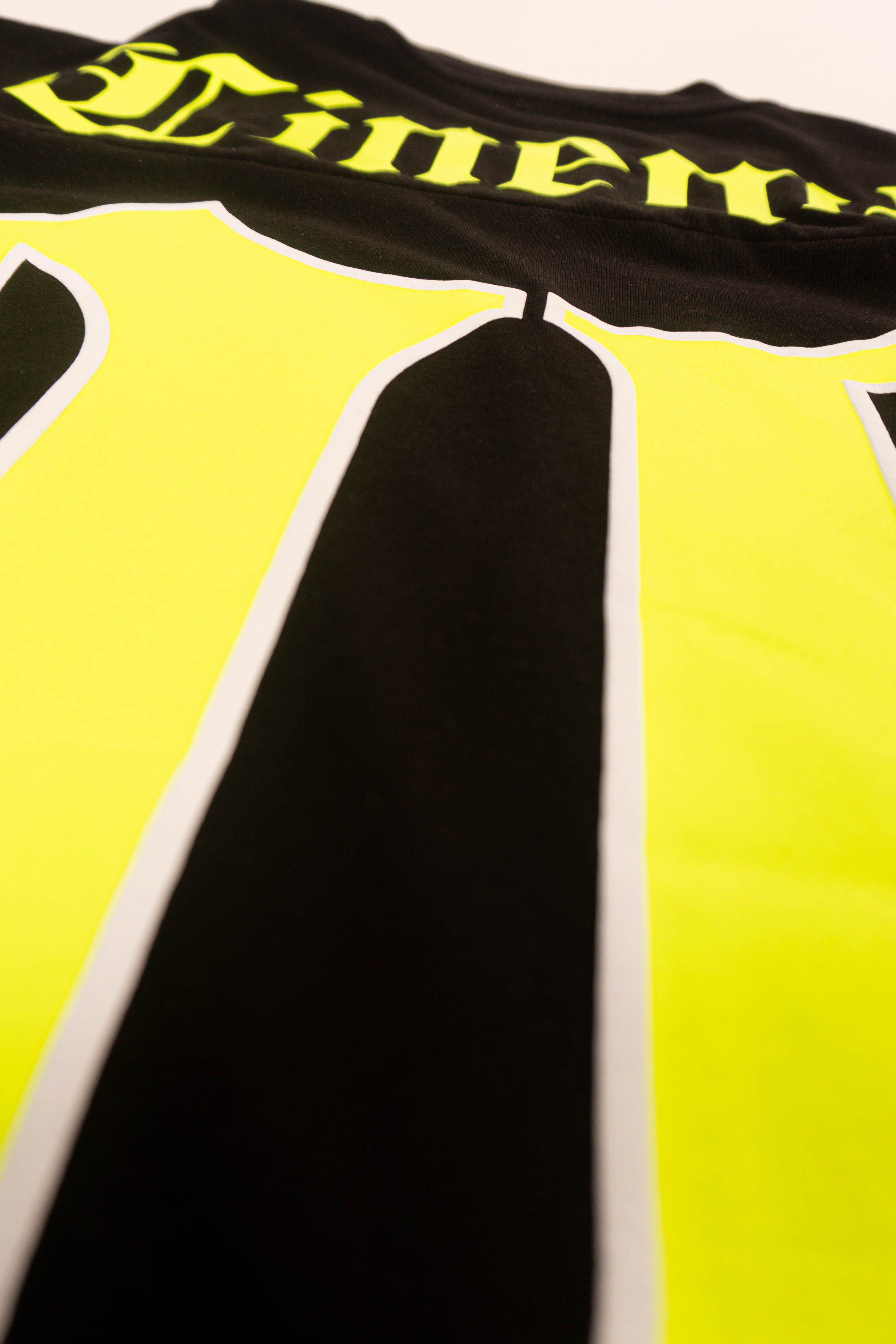 Camiseta bloque VICTORIOUS