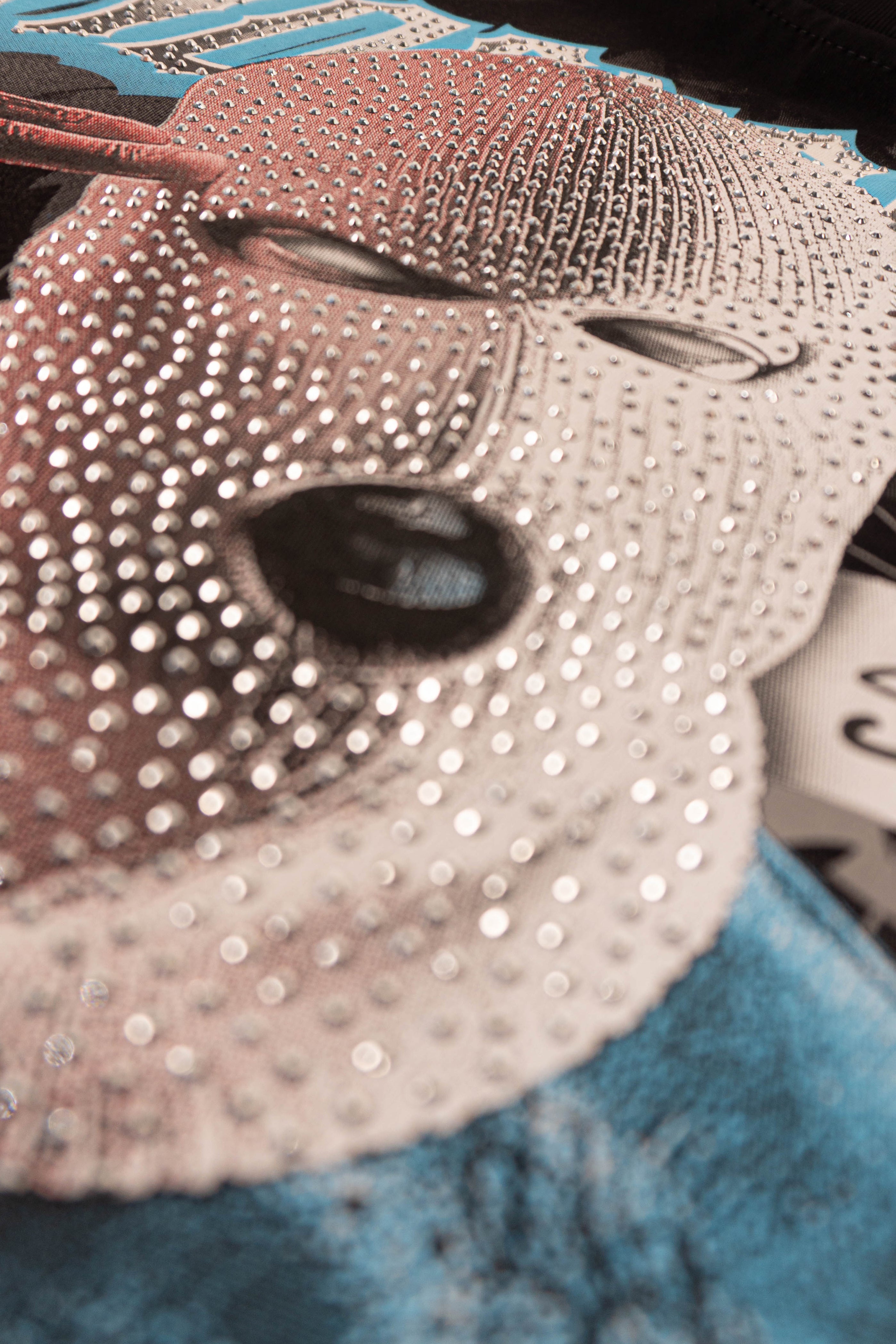 Camiseta over CAPUCHO UNDER