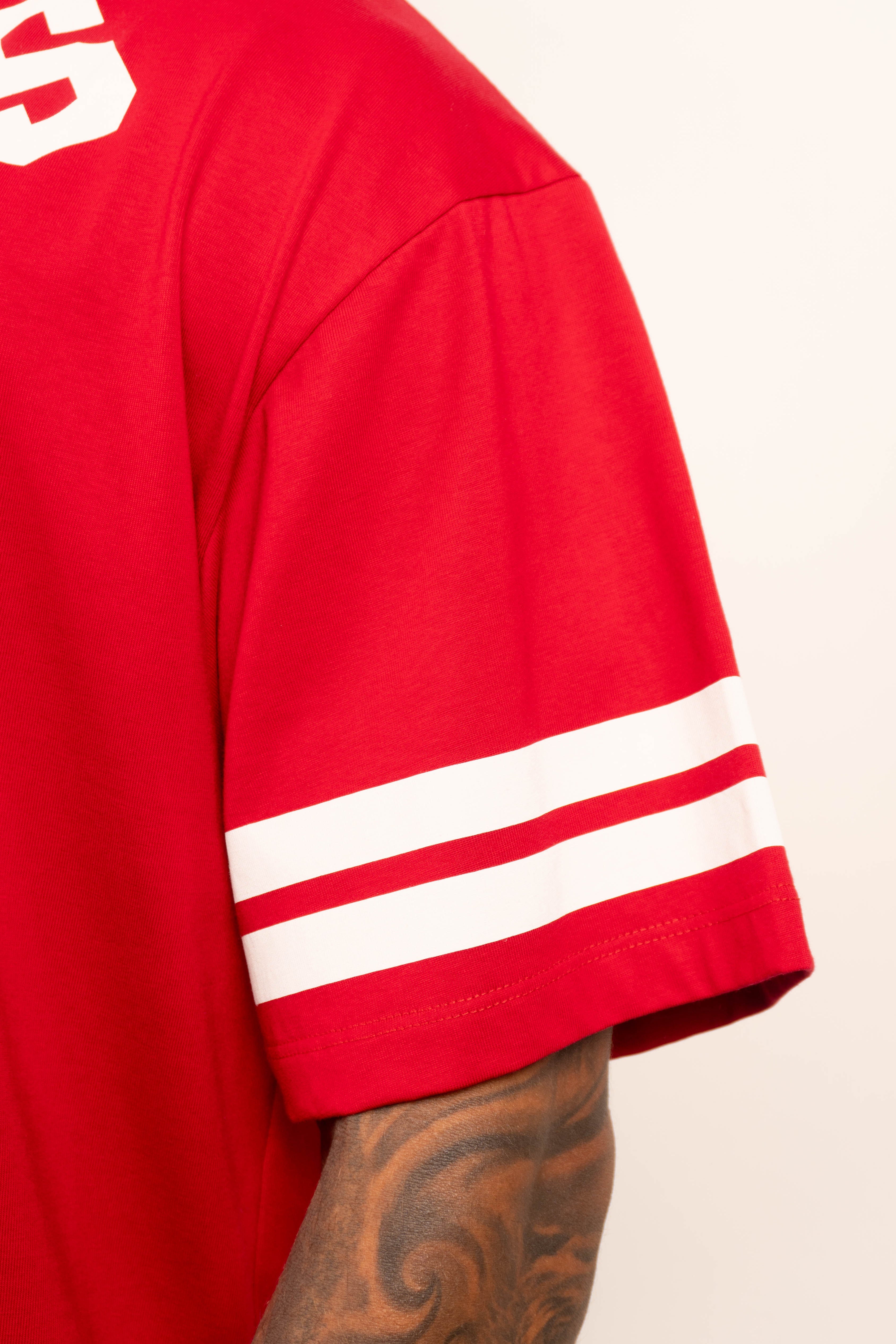 Camiseta over WINGS CINEMA