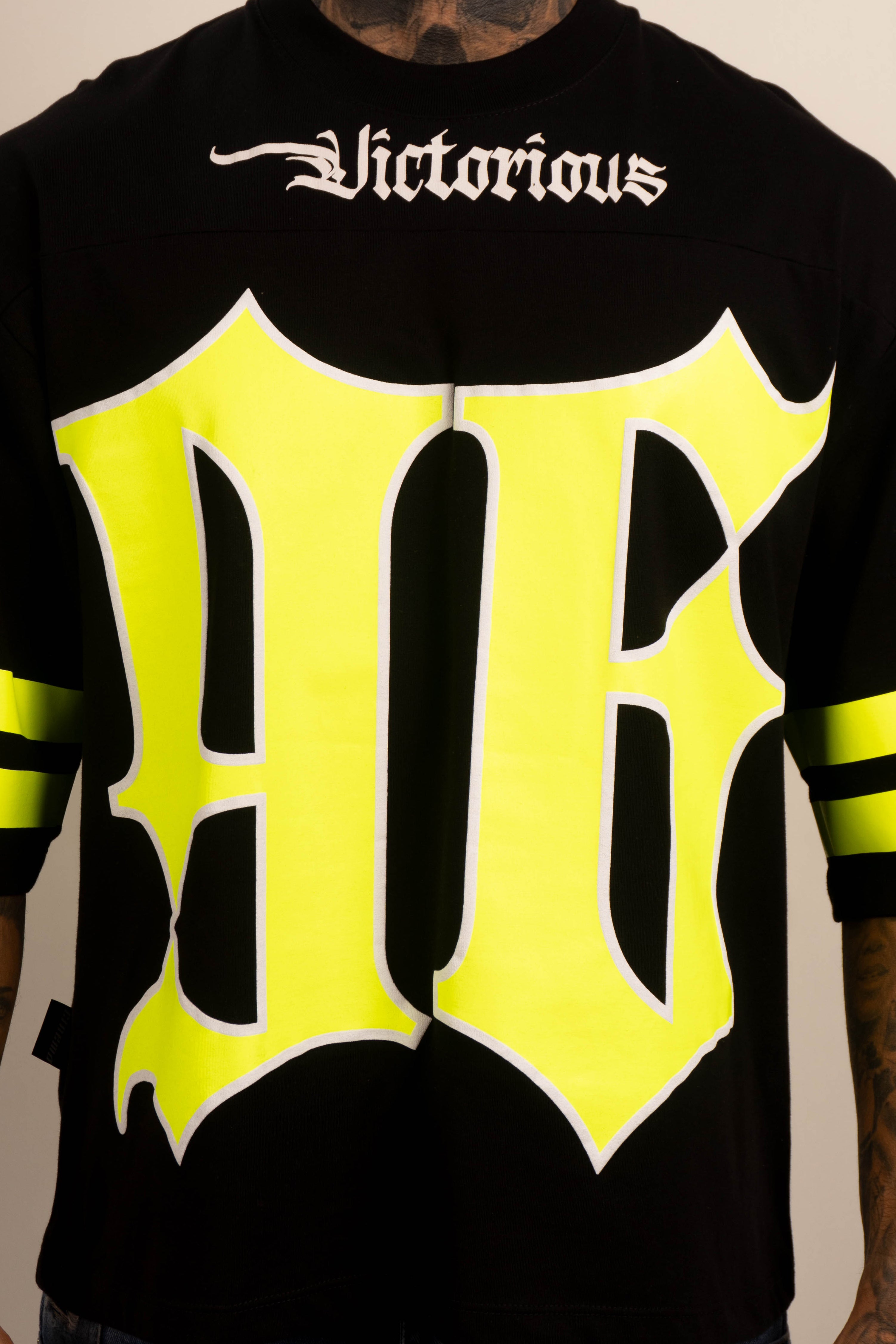 Camiseta bloque VICTORIOUS
