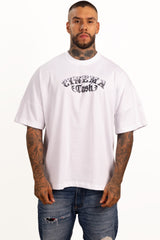 Camiseta over LOVED CASH