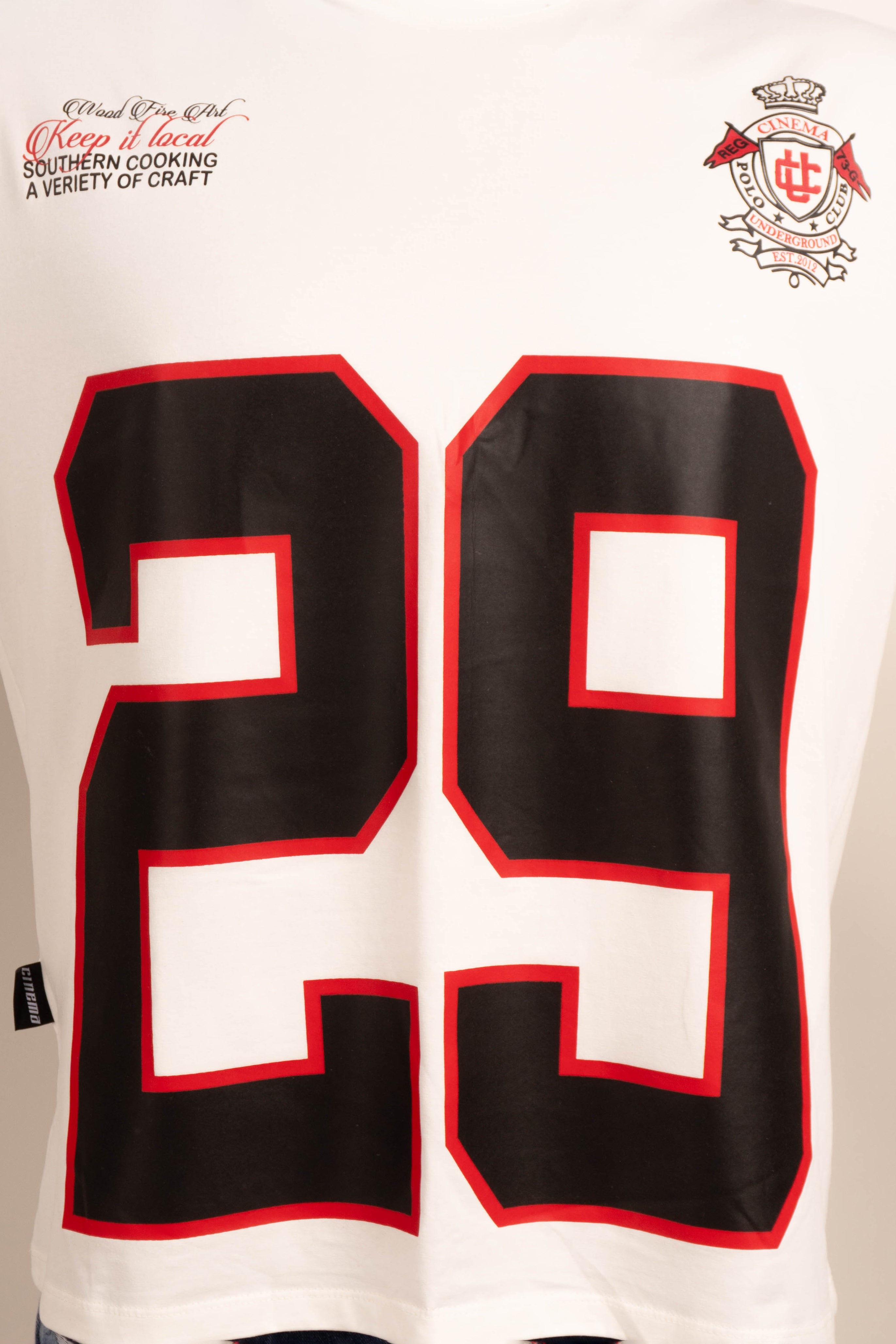 Camiseta over MONTREAL