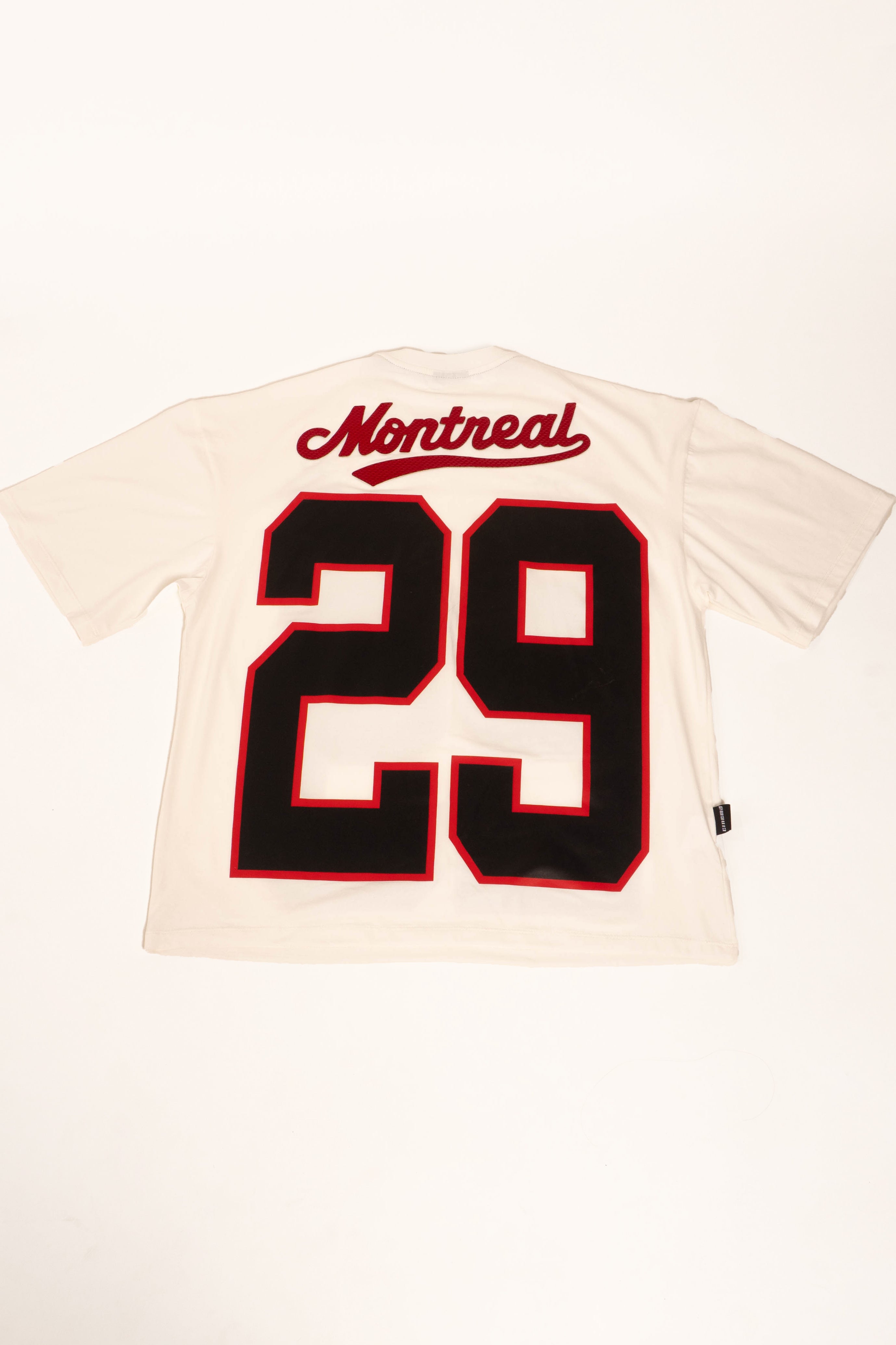 Camiseta over MONTREAL