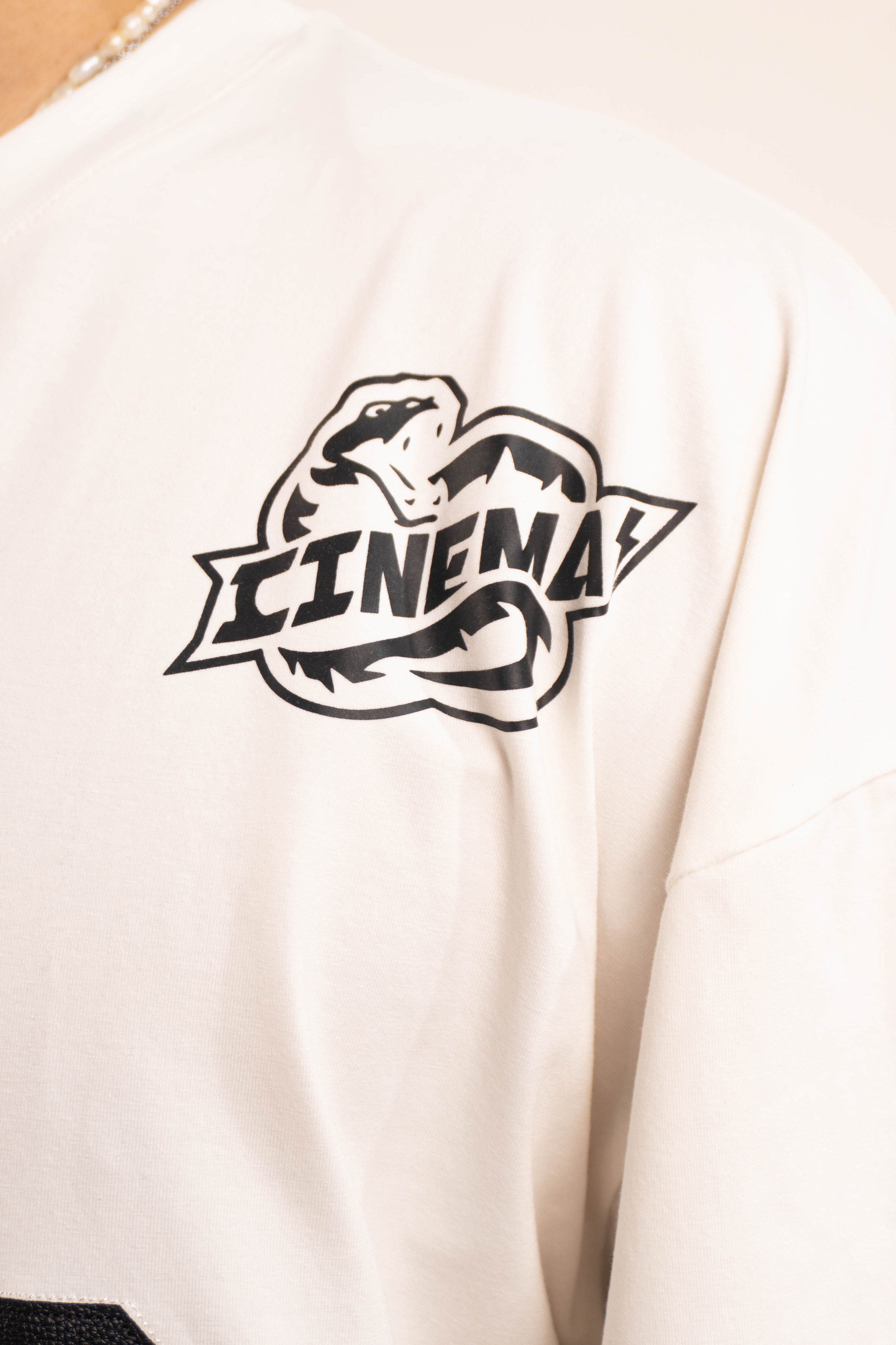 Camiseta boxy THE WORLD