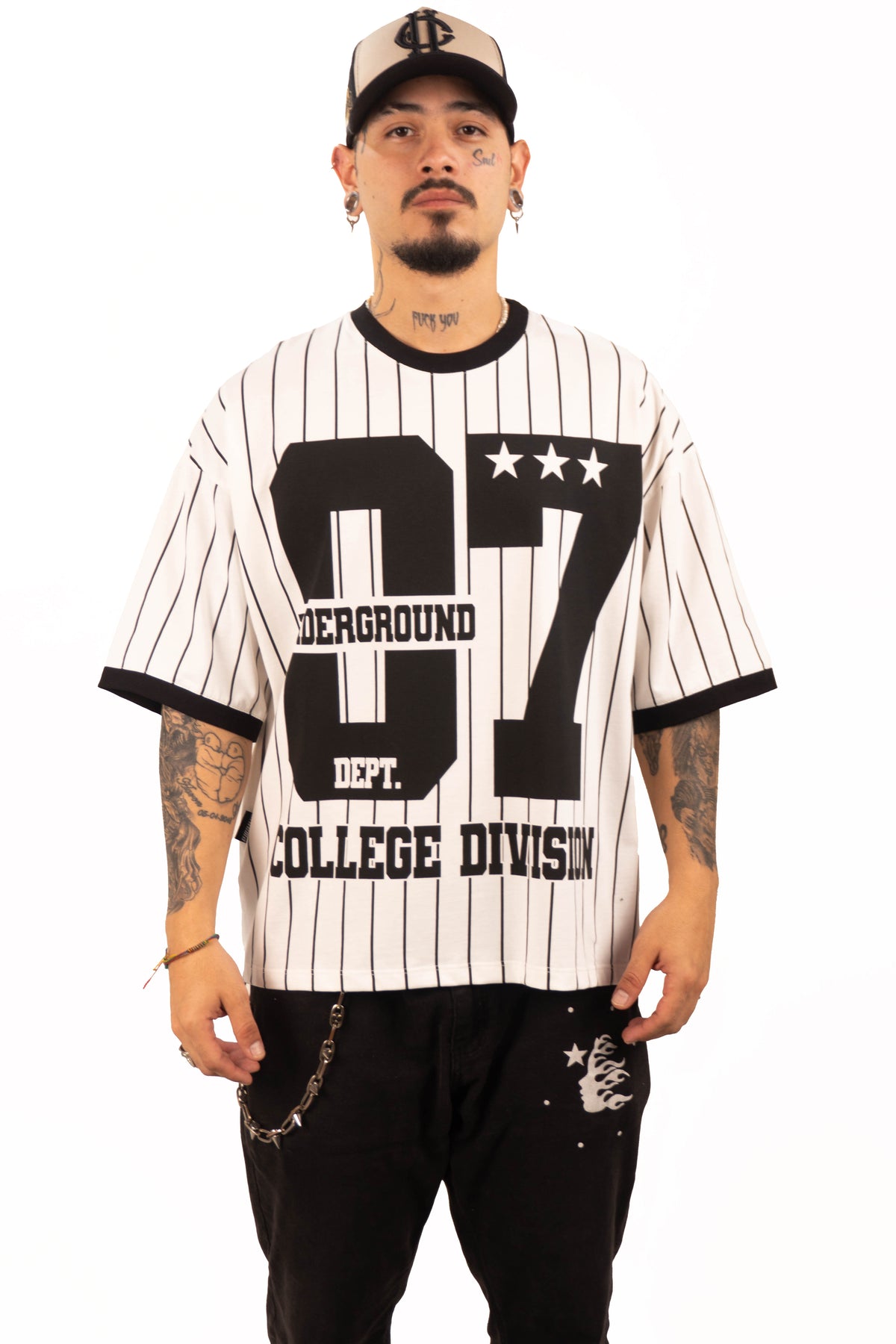 Camiseta over COLLAGE DIVISION