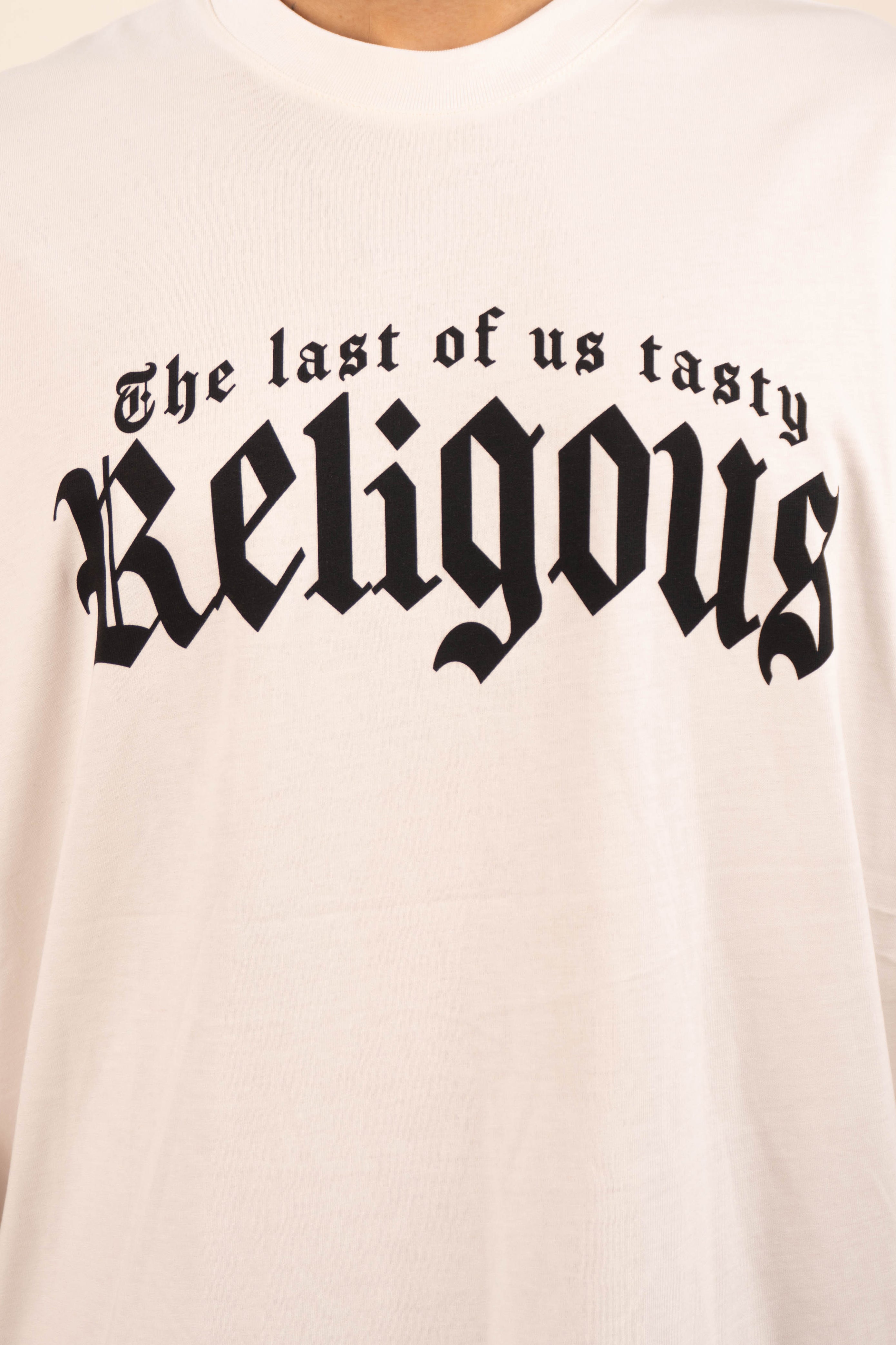 Camiseta over RELIGIOUS UNDER