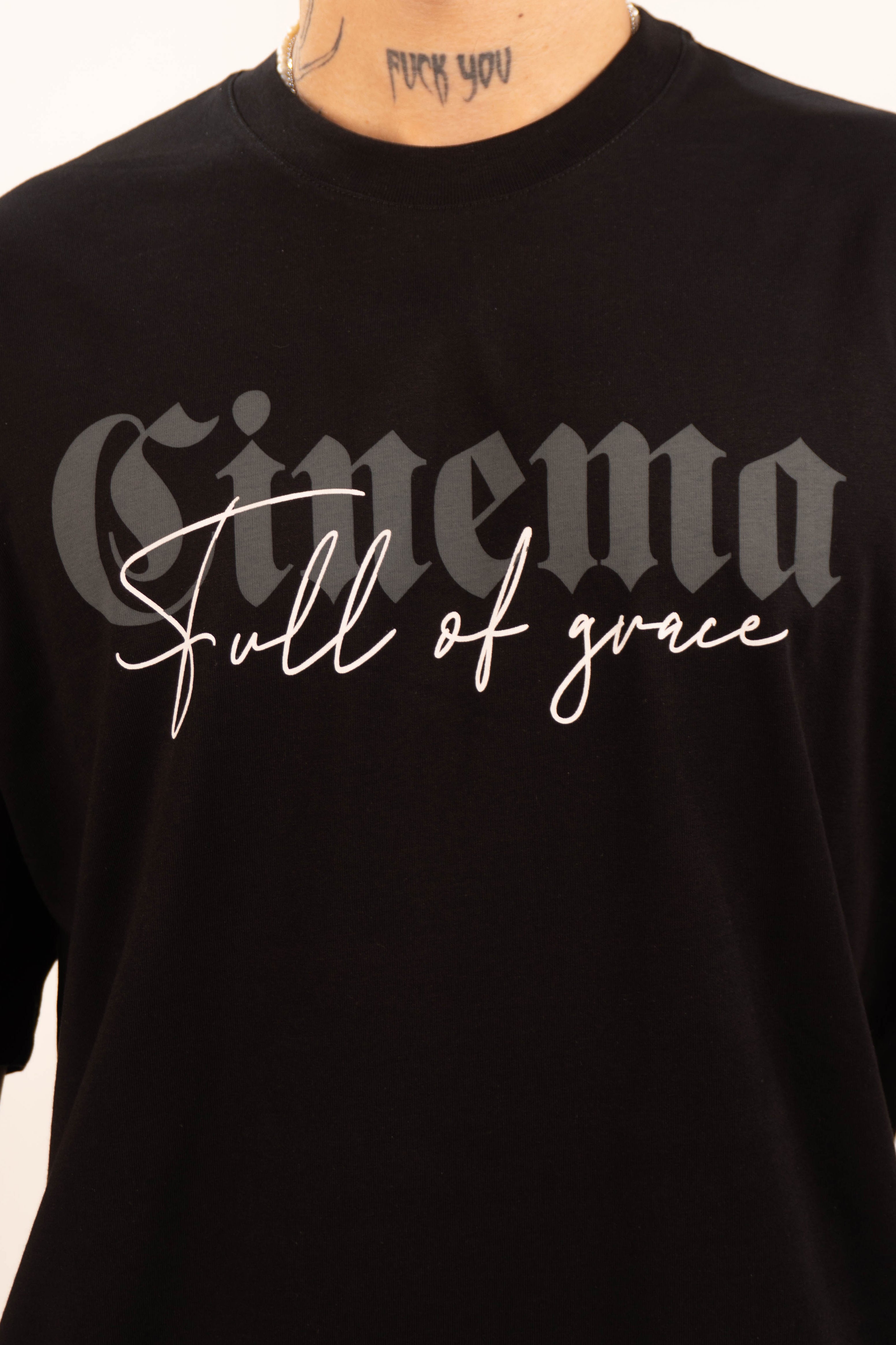 Camiseta over VIRGEN CINEMA