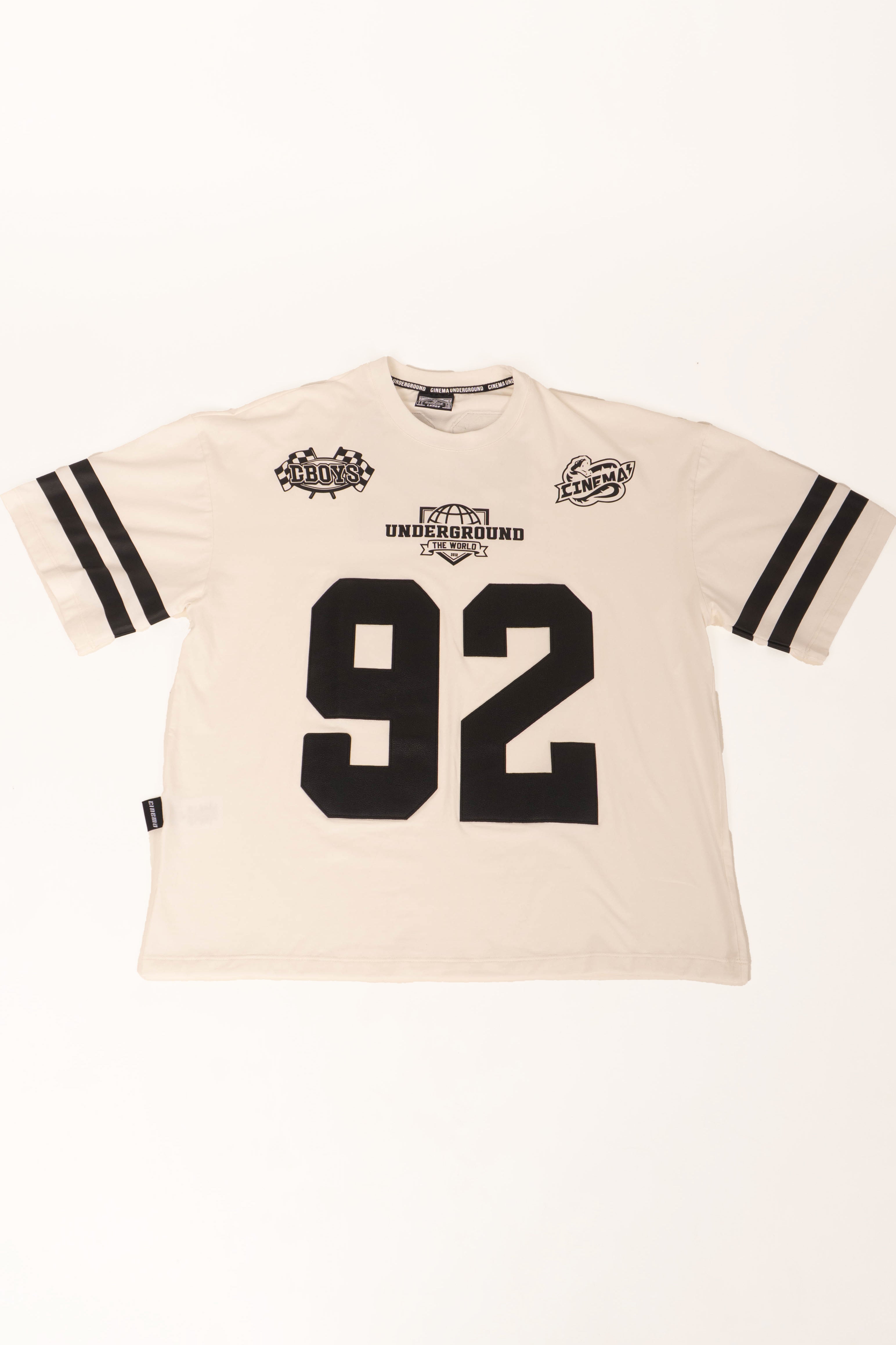 Camiseta boxy THE WORLD