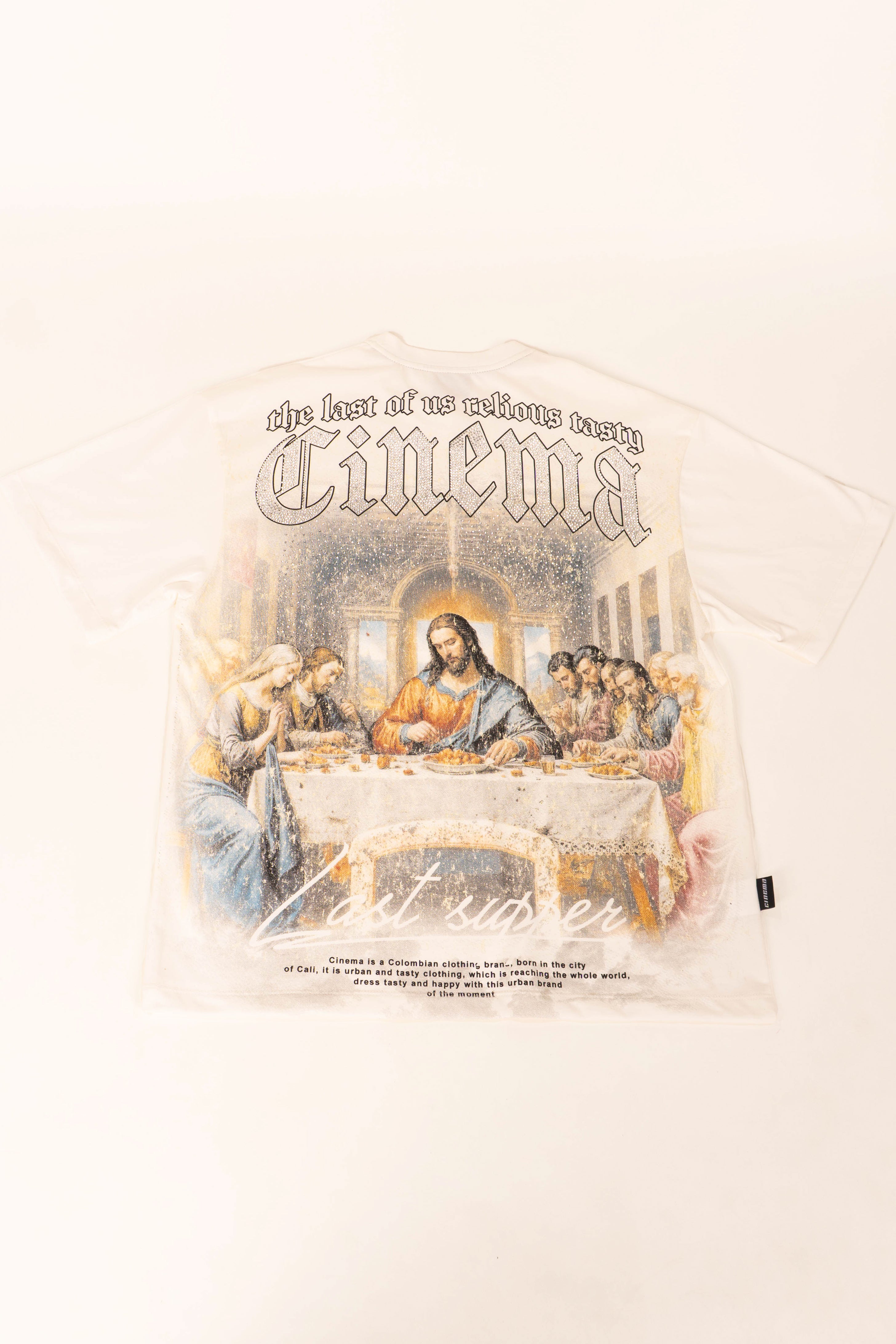 Camiseta over RELIGIOUS UNDER
