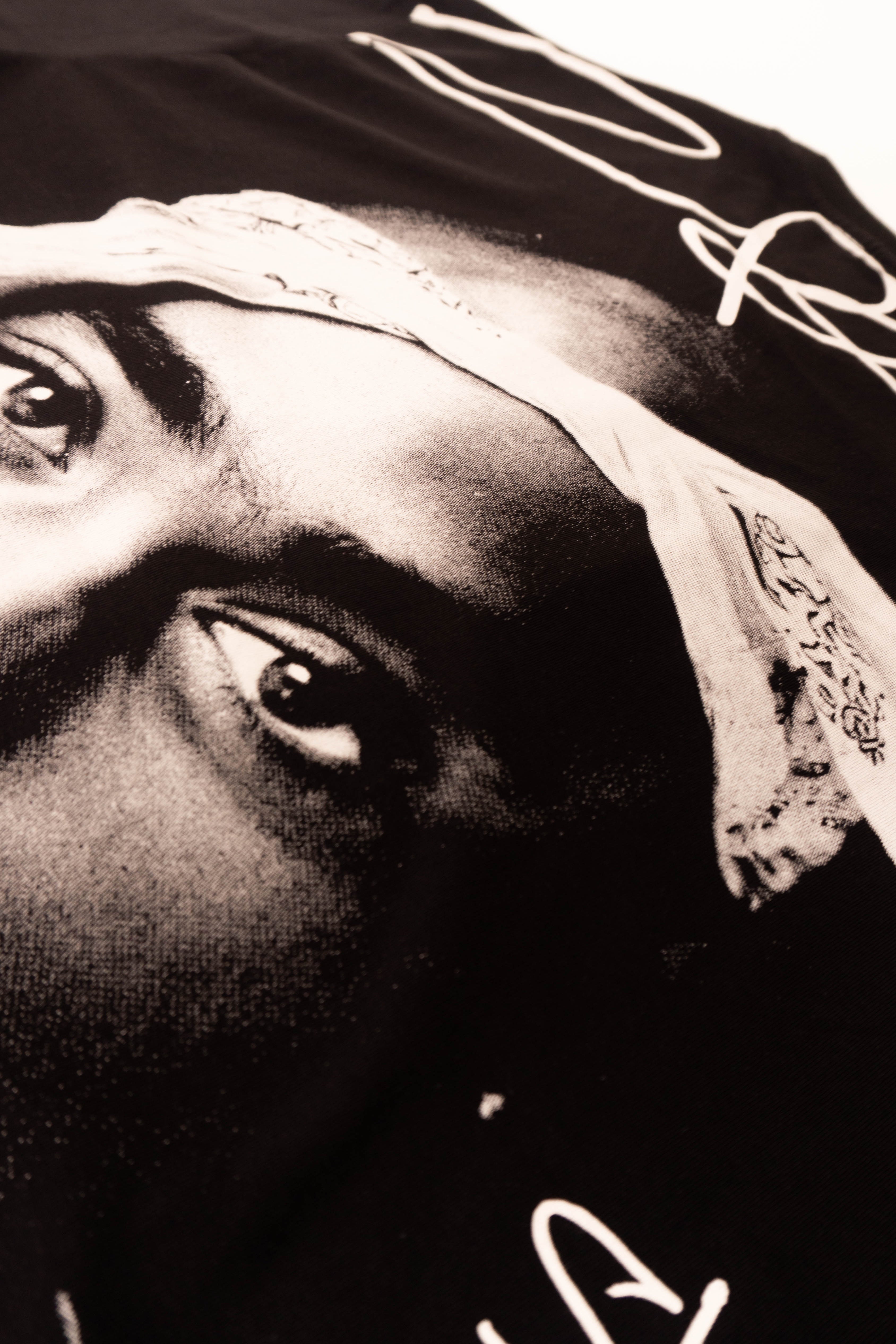 Camiseta silver TUPAC UNDER