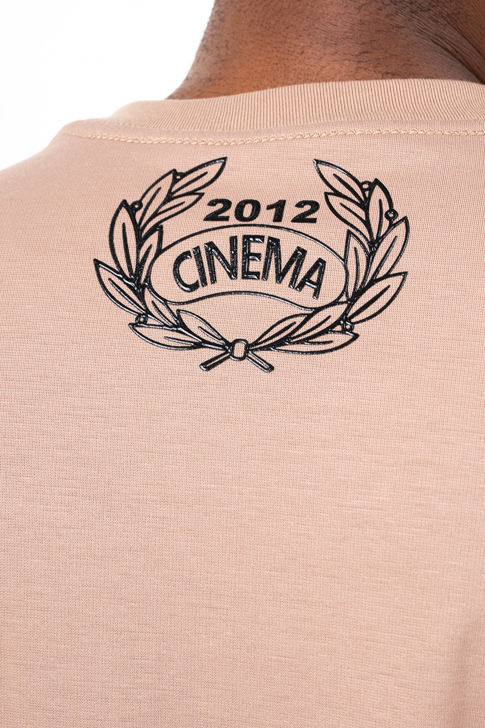 CINEMA BÁSICA - OVERSIZE FIT - ART COLLECTIVE
