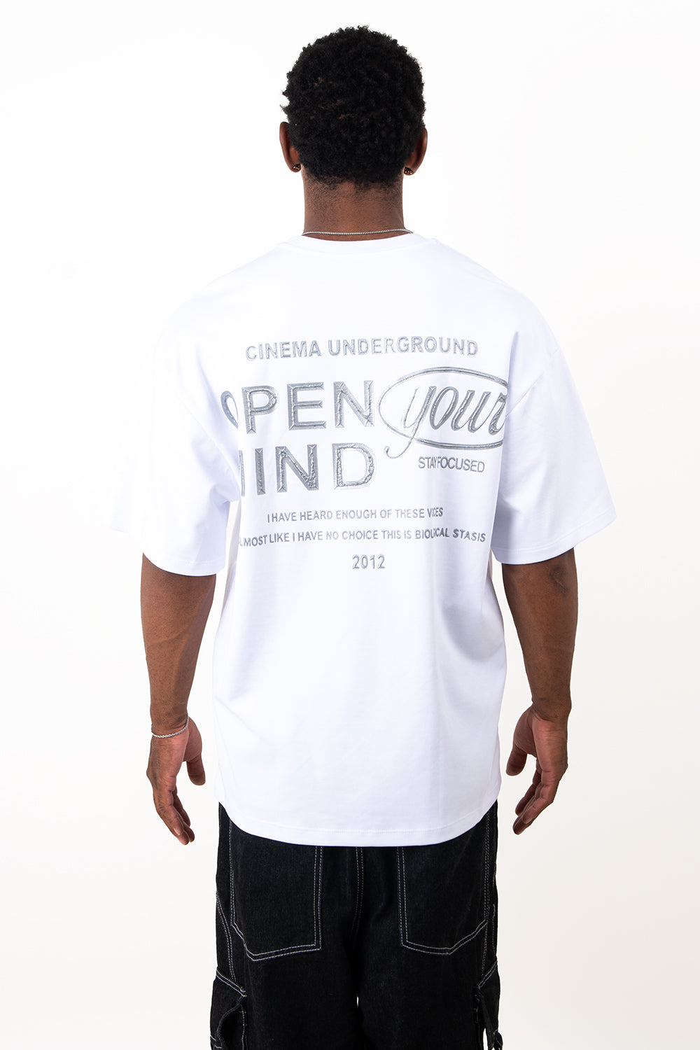 CINEMA BÁSICA - OVERSIZE FIT - OPEN MIND