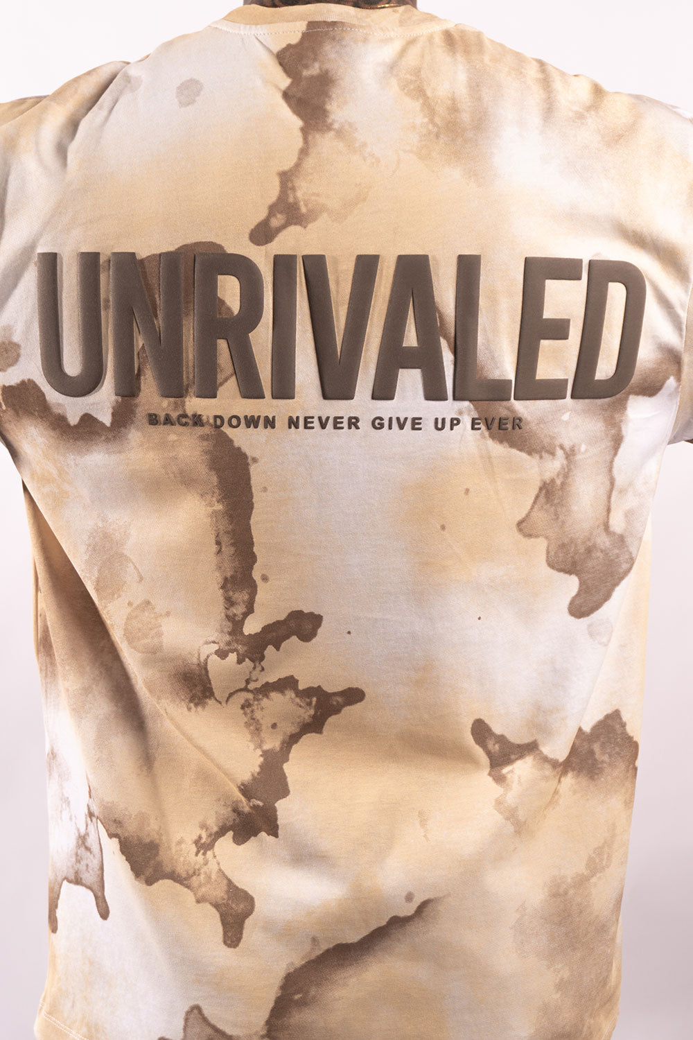 Camiseta BOXY FIT UNRIVALED