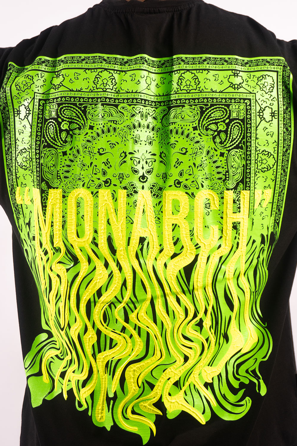 Camiseta overside  MONARCH
