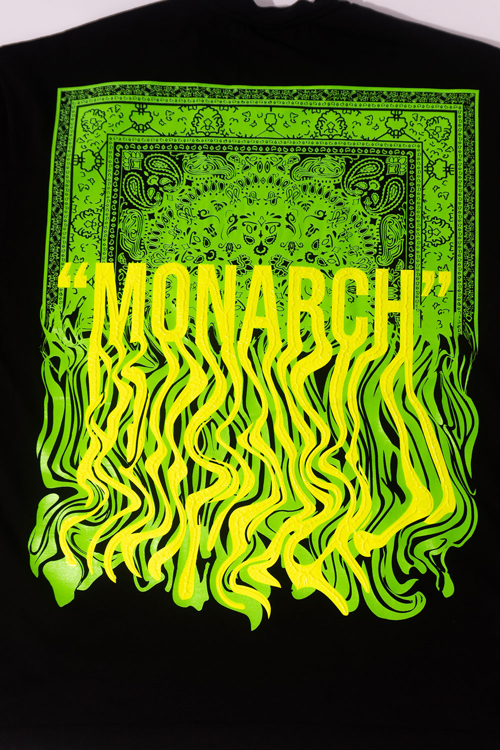 Camiseta overside  MONARCH