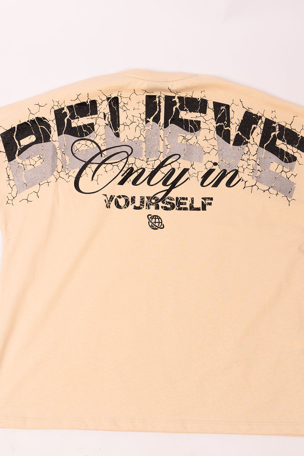 Camiseta BOXY FIT BELIEVE ONLY YOU