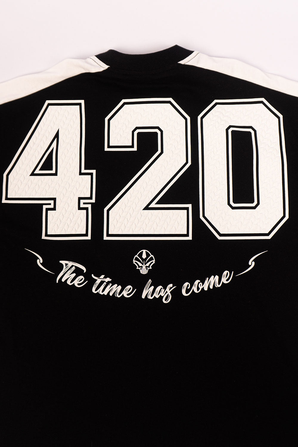 Camiseta OVER THE TIME 420