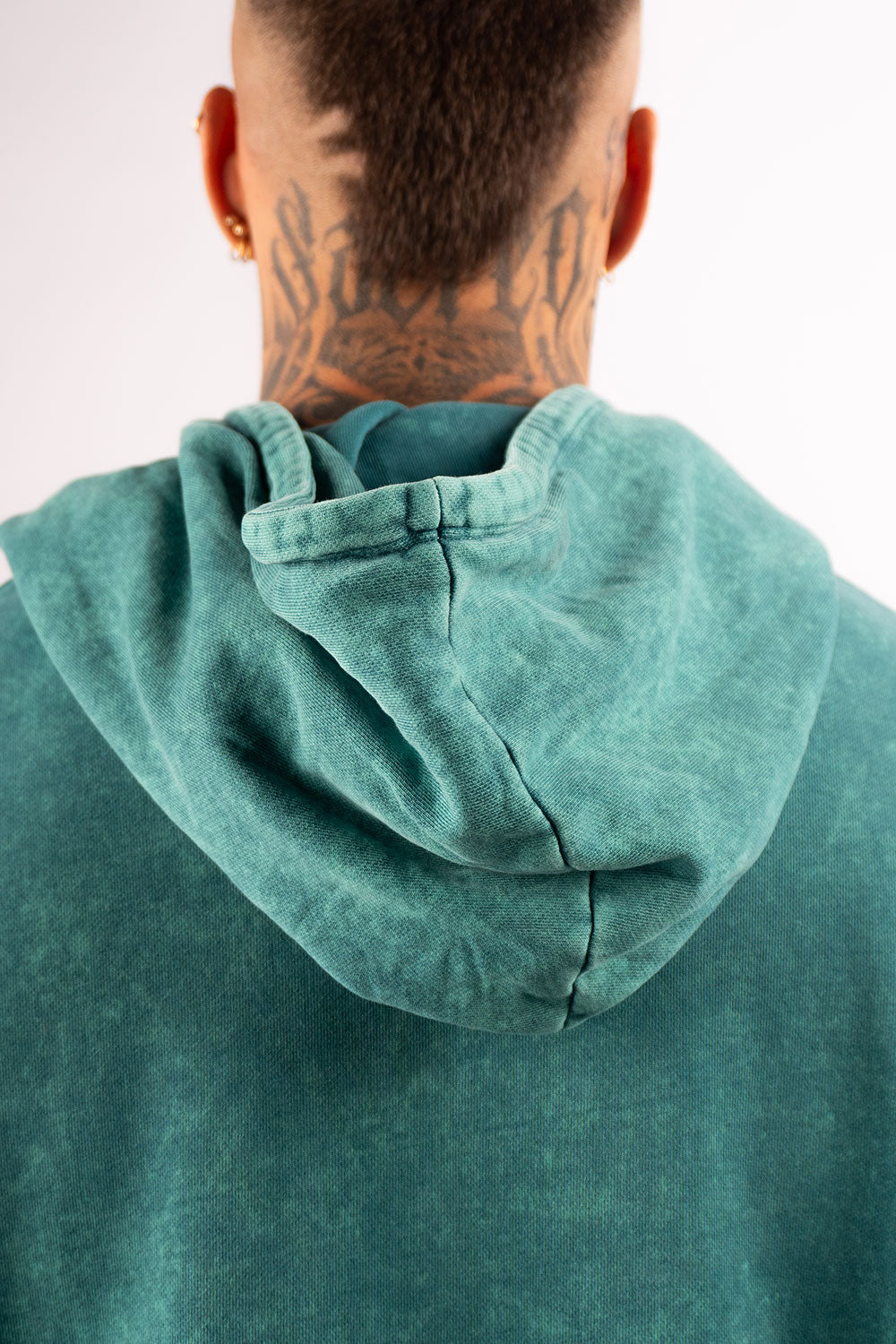 Buzo Oversize  HIDDEN CINEMA