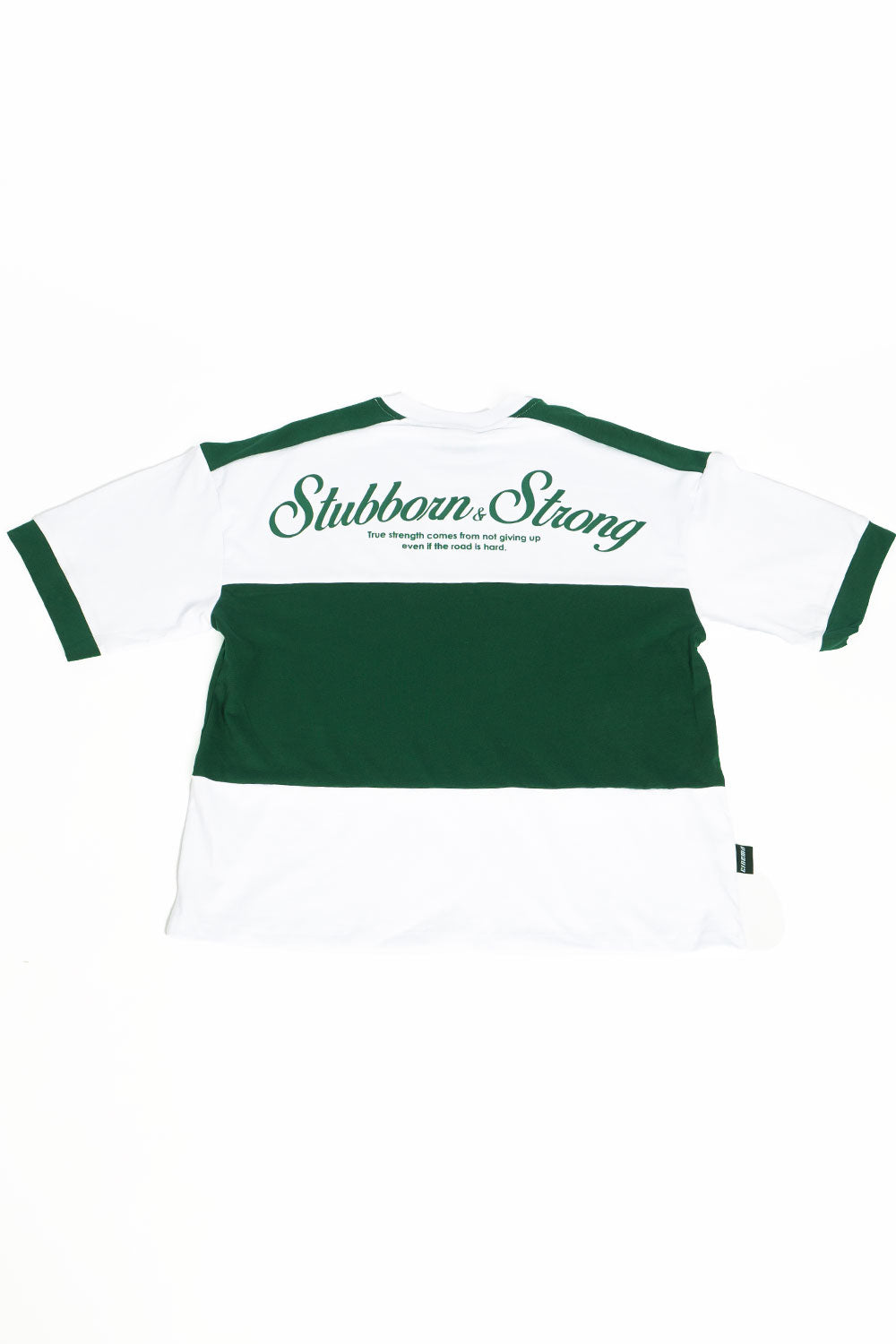 Camiseta OVER BOXY STUBBORN & STRONG