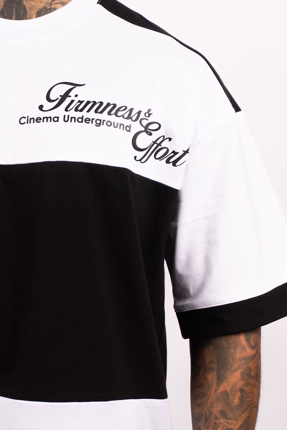 Camiseta OVER BOXY STUBBORN & STRONG