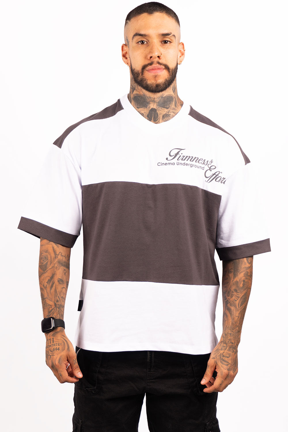 Camiseta OVER BOXY STUBBORN & STRONG