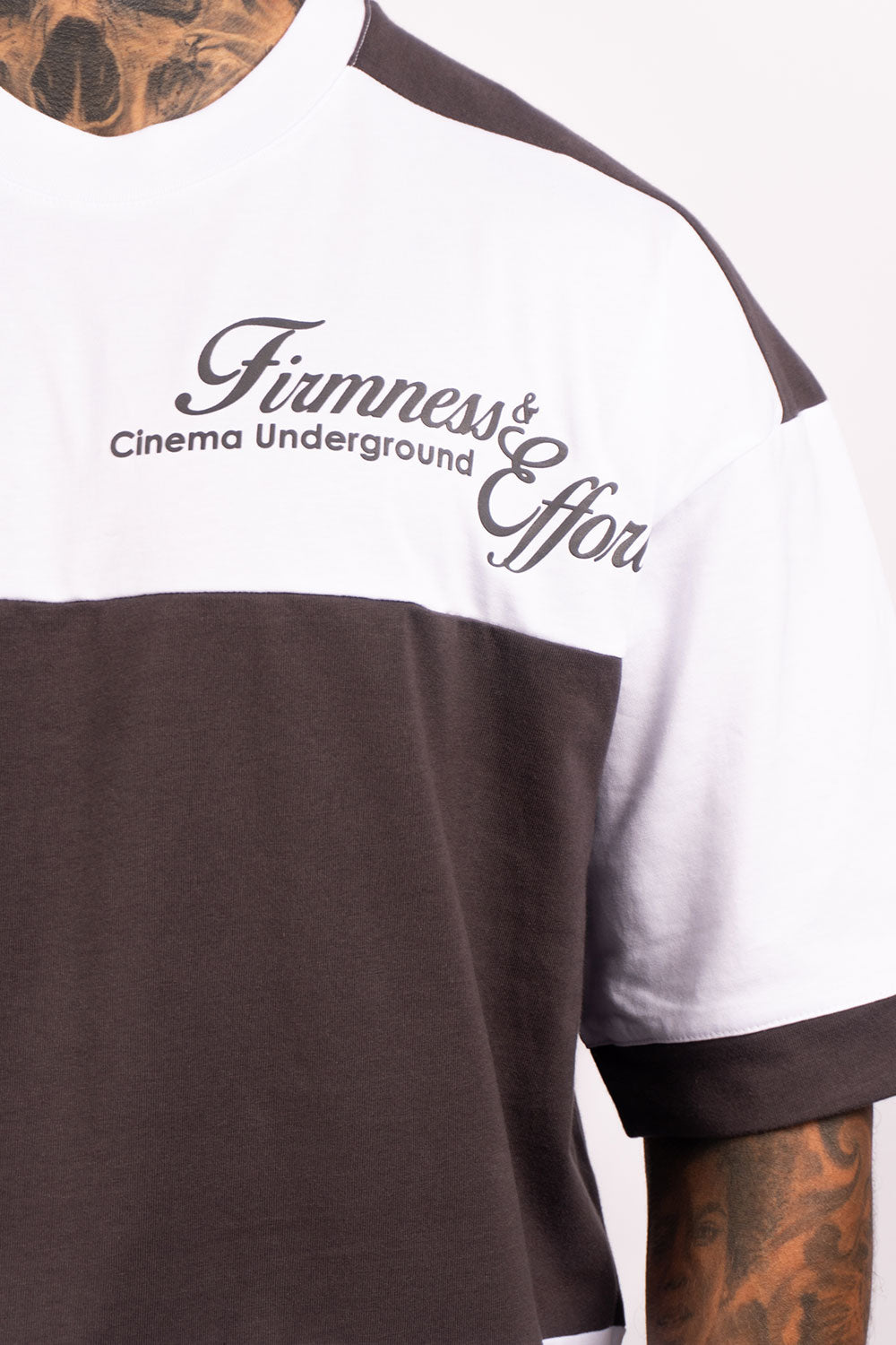 Camiseta OVER BOXY STUBBORN & STRONG