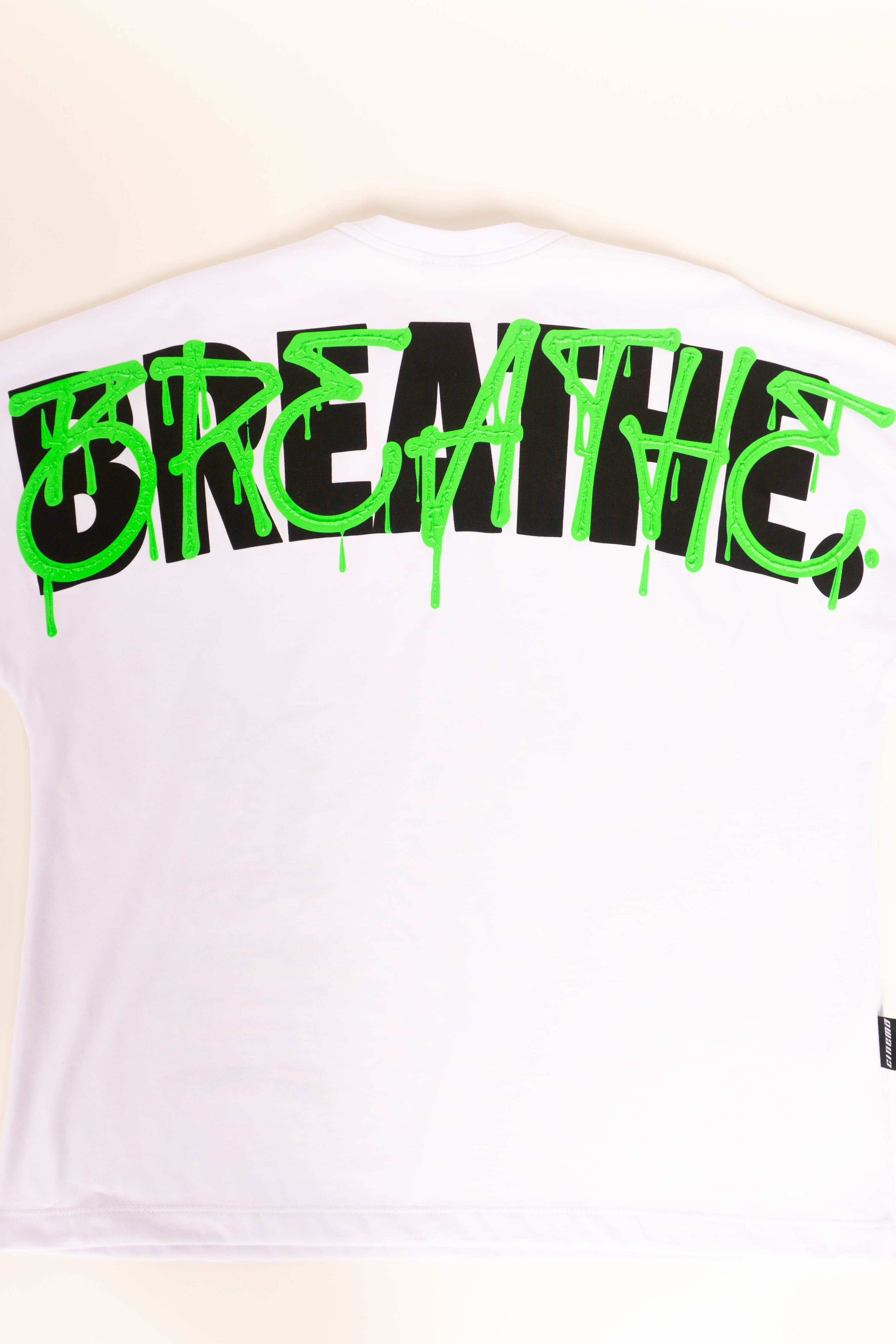 Camiseta OVER BREATHE