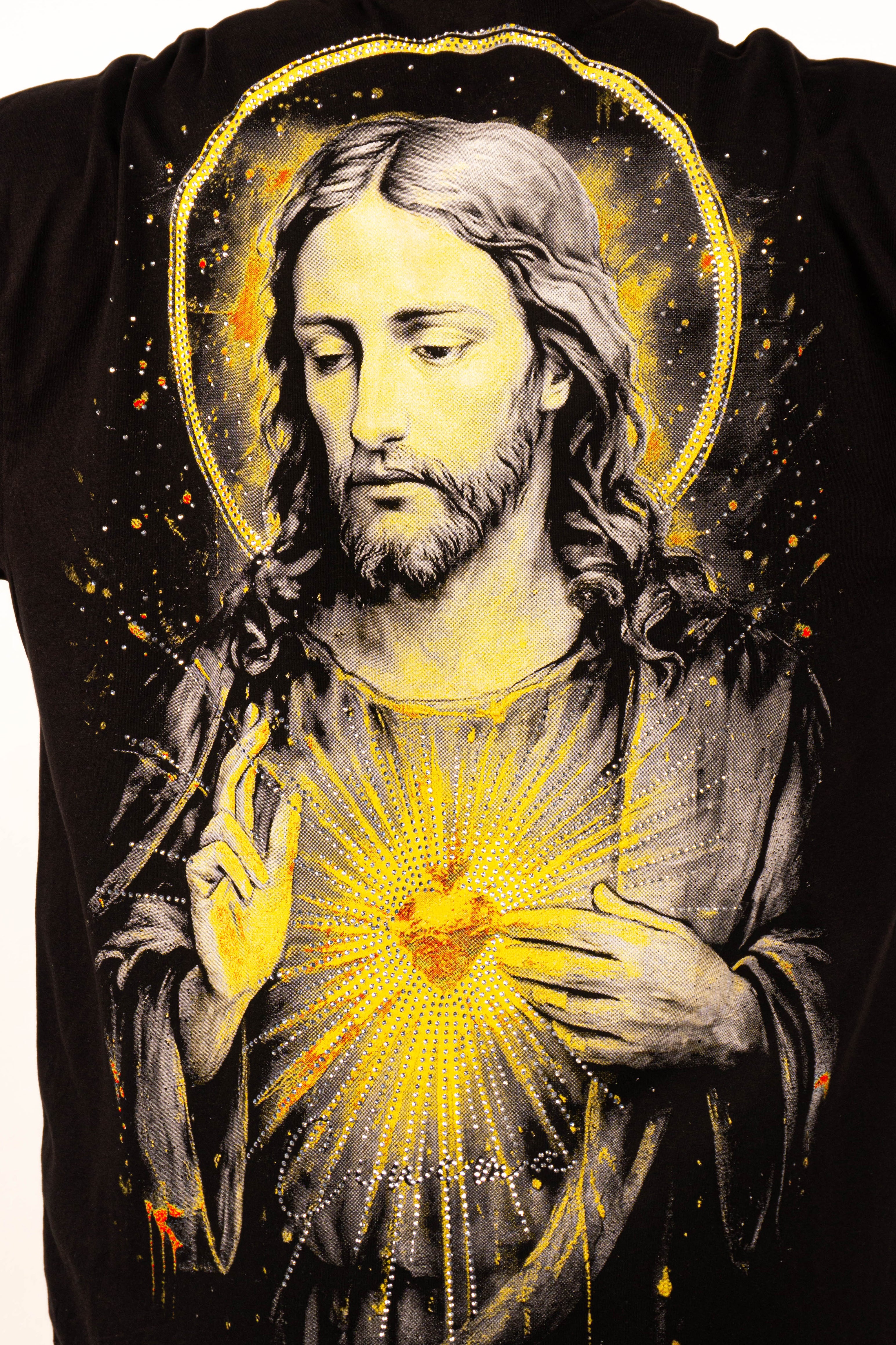 Camiseta over SACRED HEART