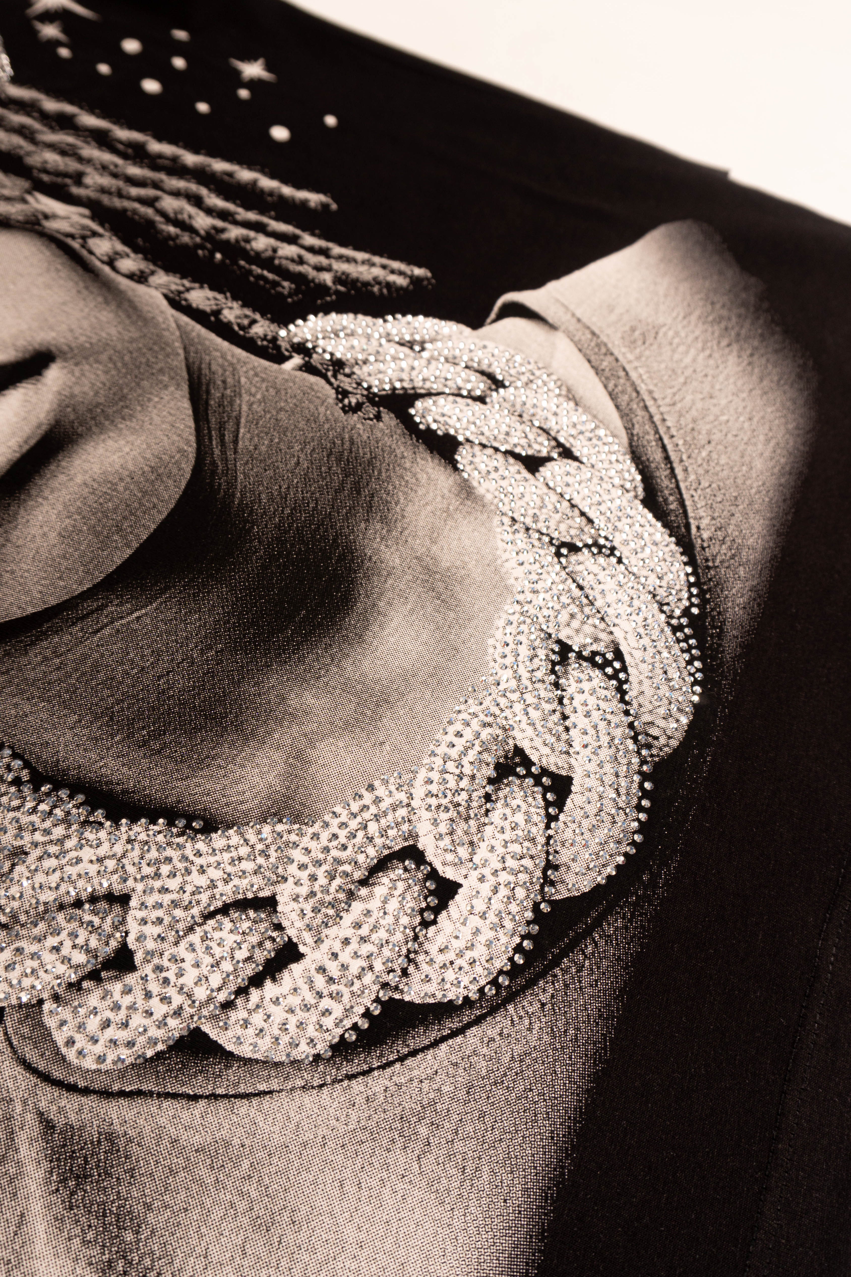 Camiseta over BRIGHT NIGHT