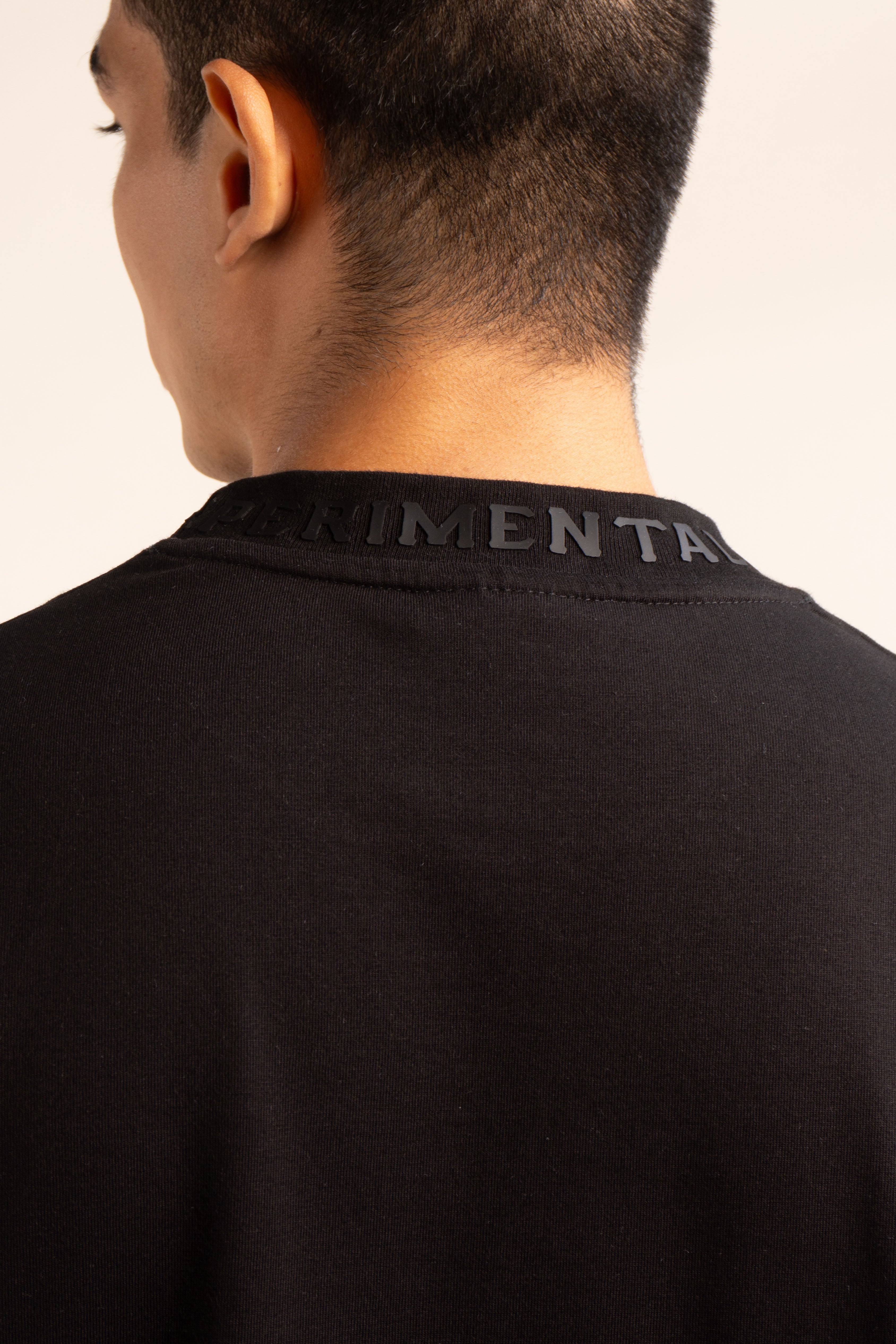 Camiseta BASICA EXPERIMENTAL-CL NEGRO / NEGRO