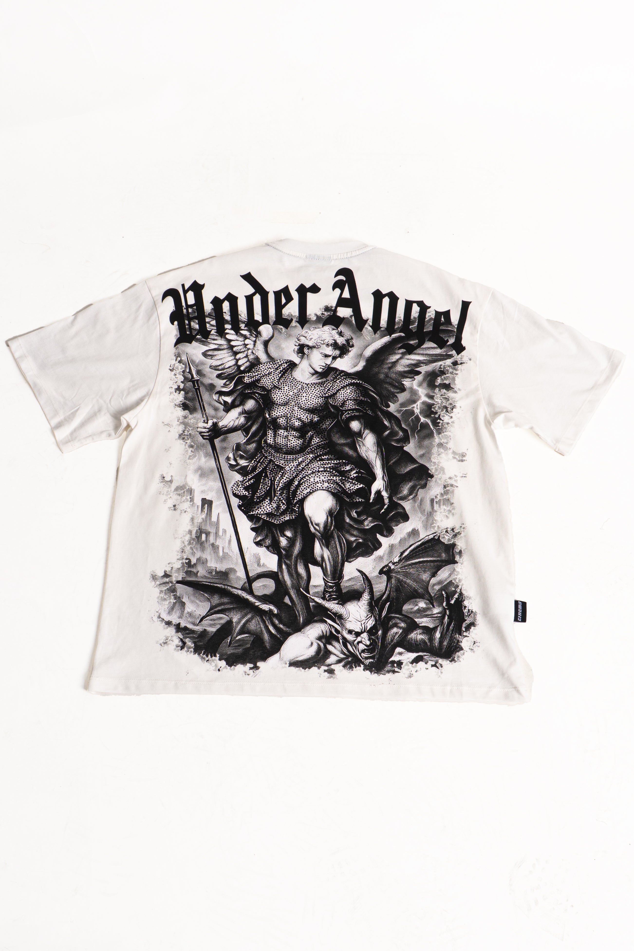 Camiseta over ETERNAL ART