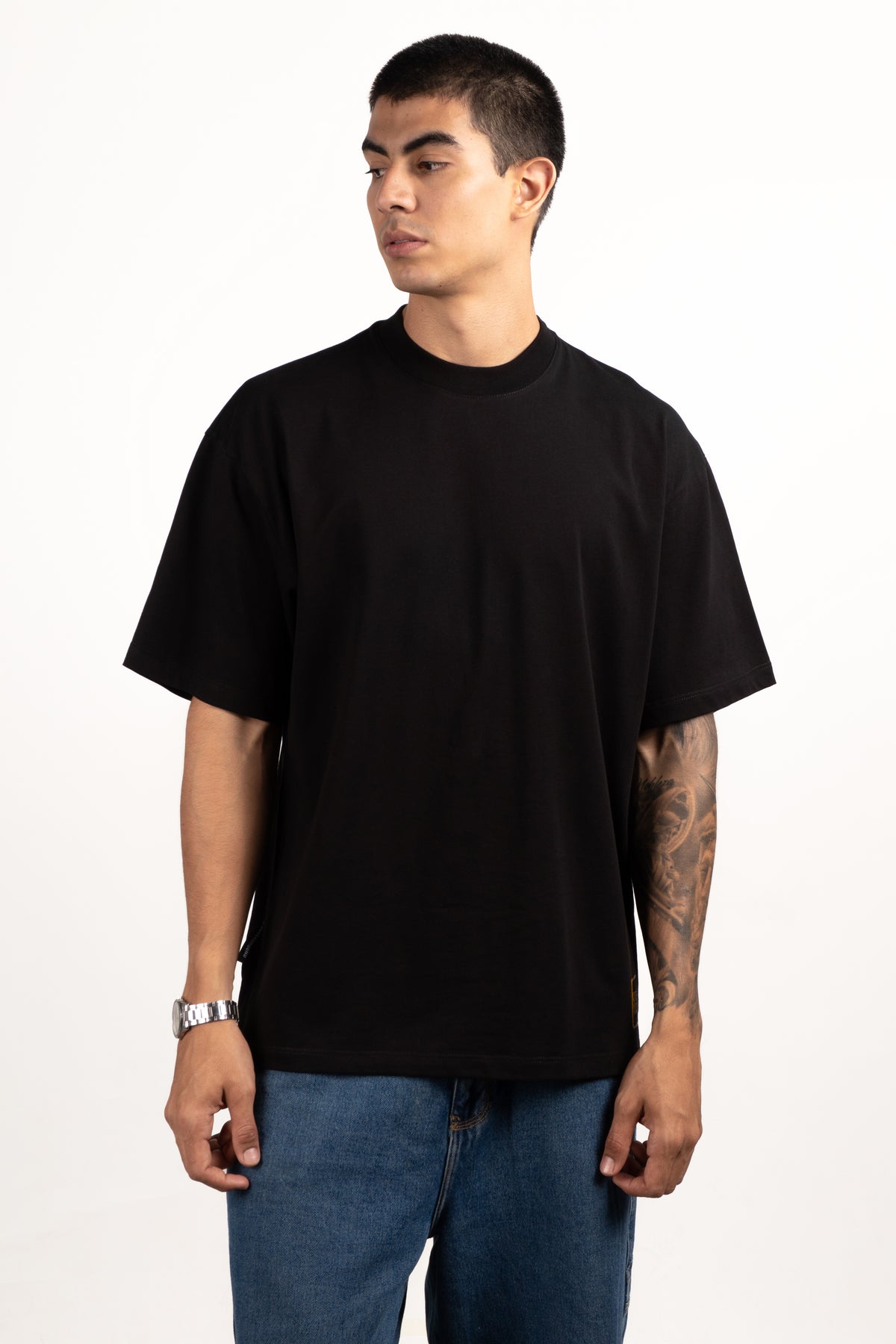 Camiseta BASICA BORN TO CREATE