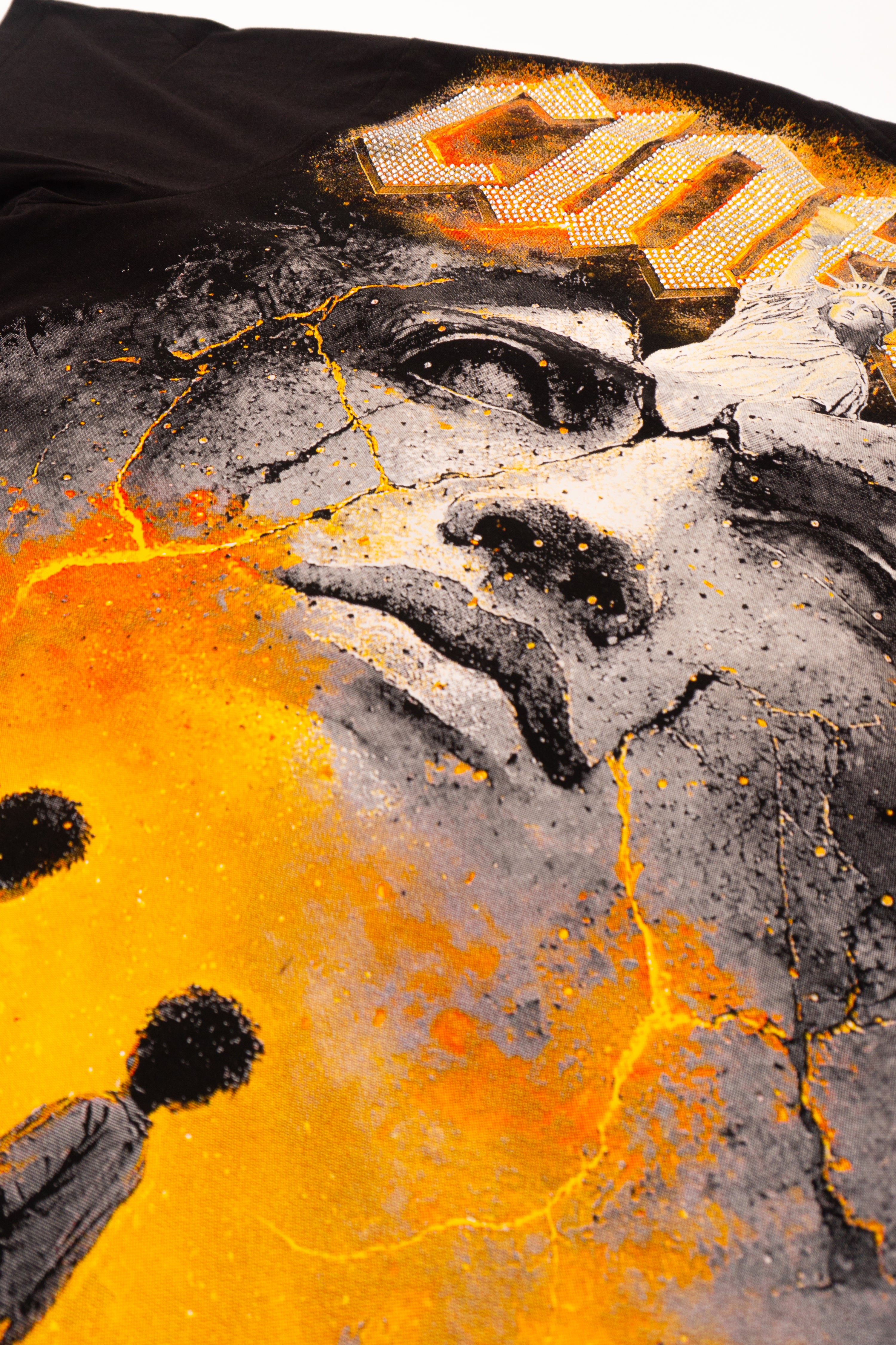 Camiseta over LIBERTY