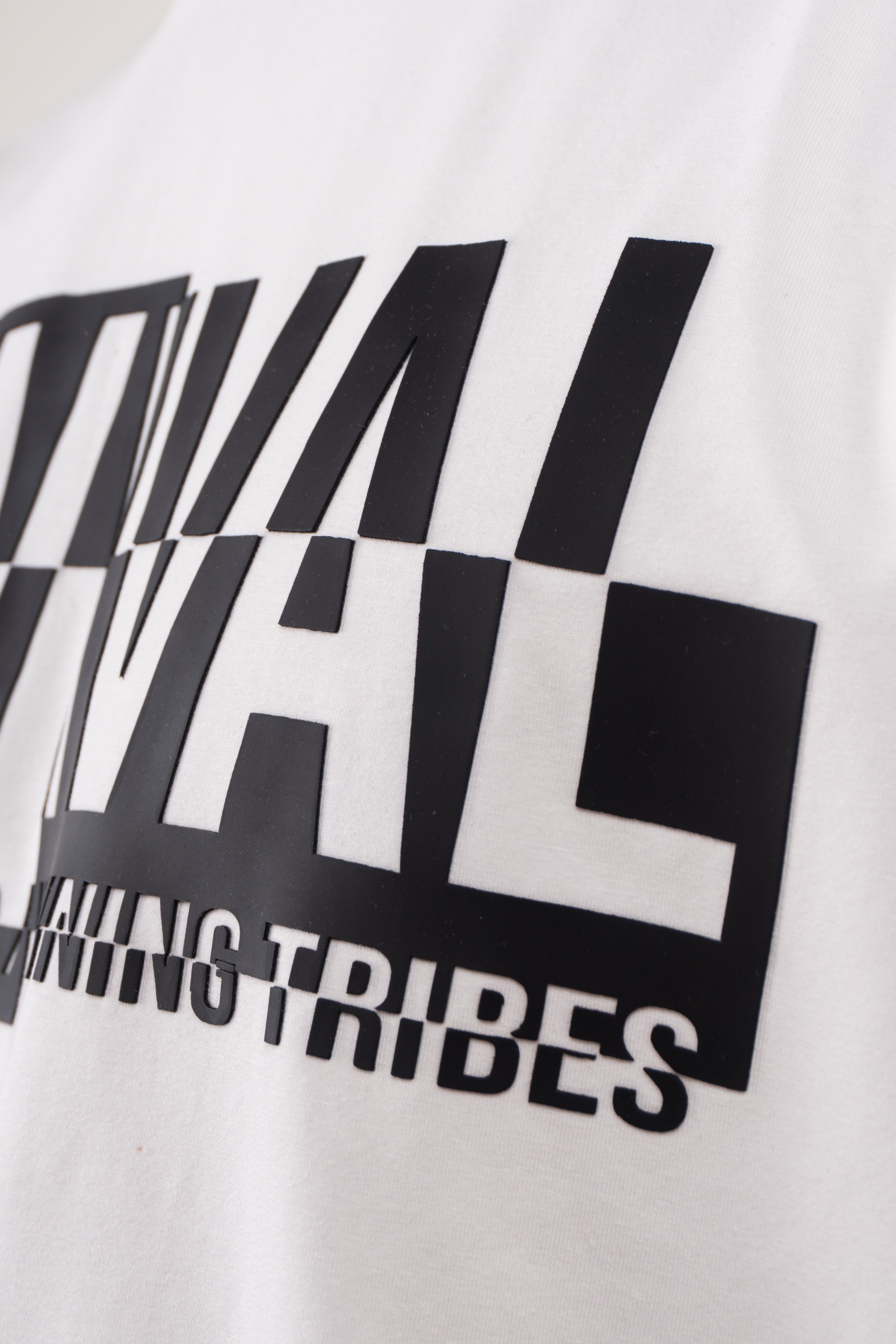 Camiseta basica REVIVAL